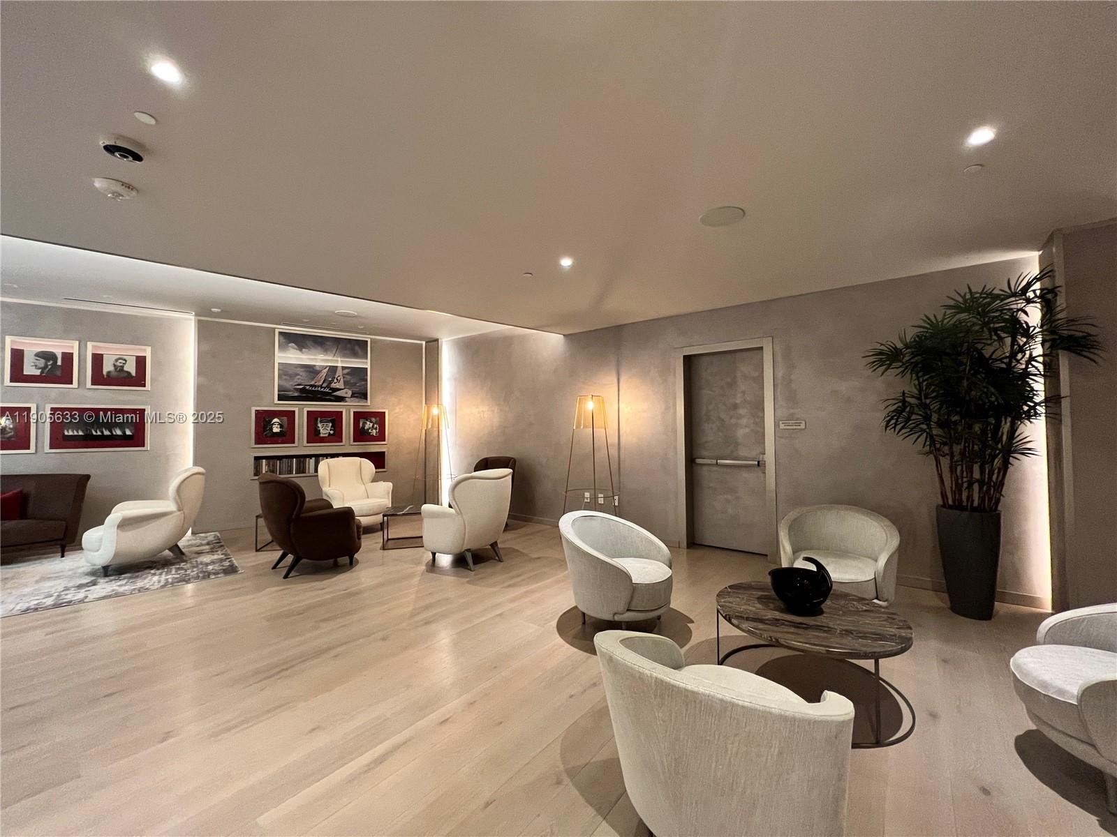 1000 Brickell Plz #3503, Miami FL 33131