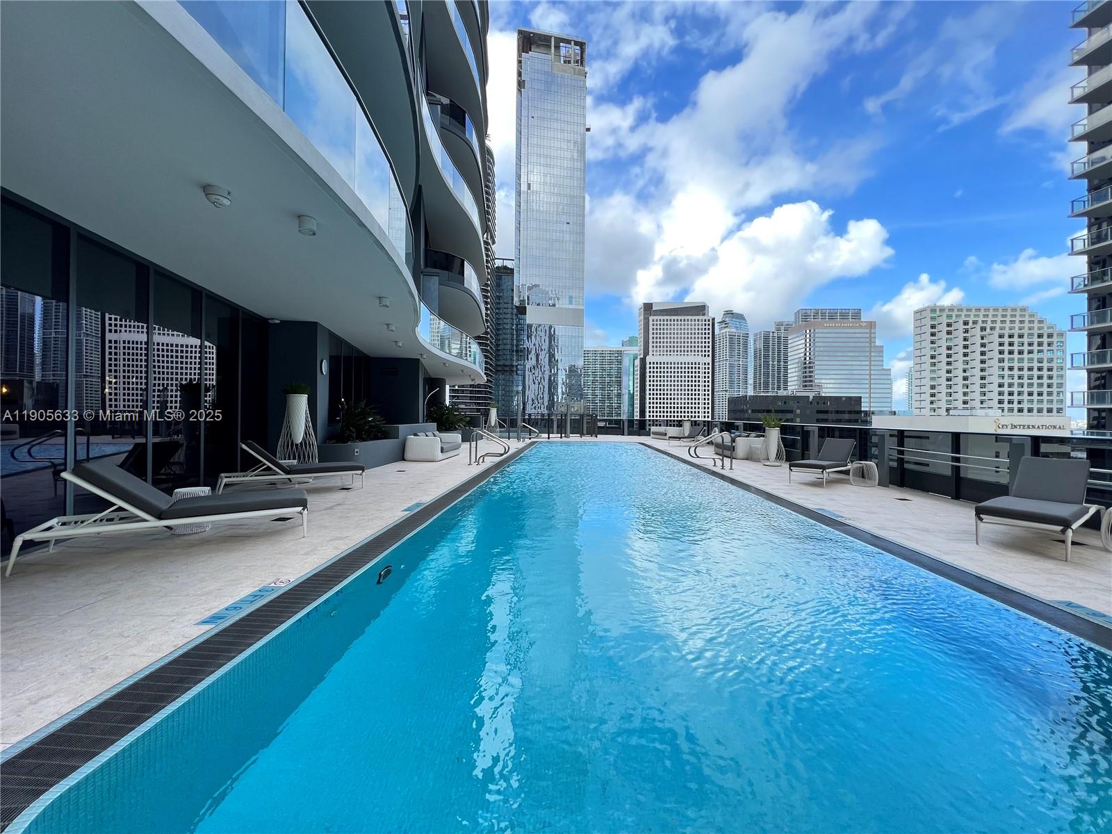 1000 Brickell Plz #3503, Miami FL 33131