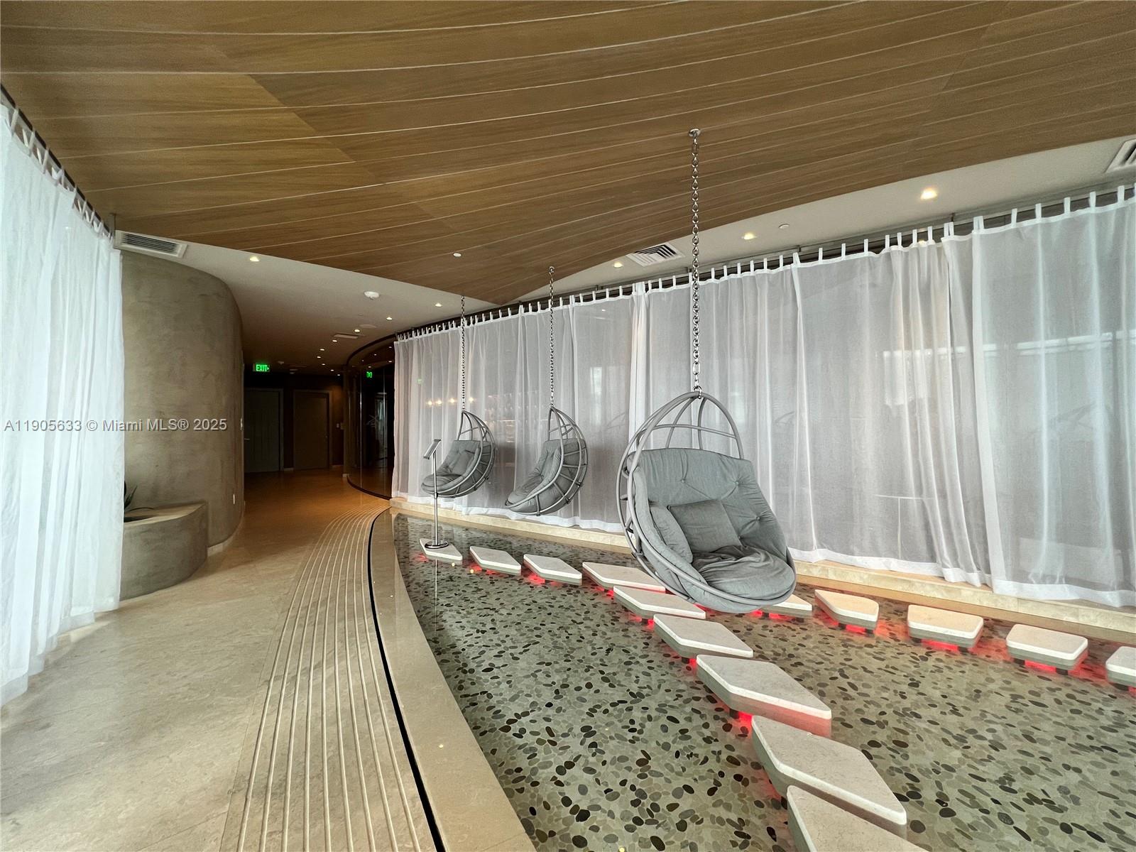 1000 Brickell Plz #3503, Miami FL 33131