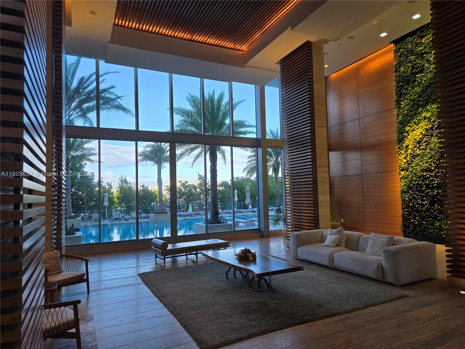 16385 N Biscayne Blvd #2704, North Miami Beach FL 33160