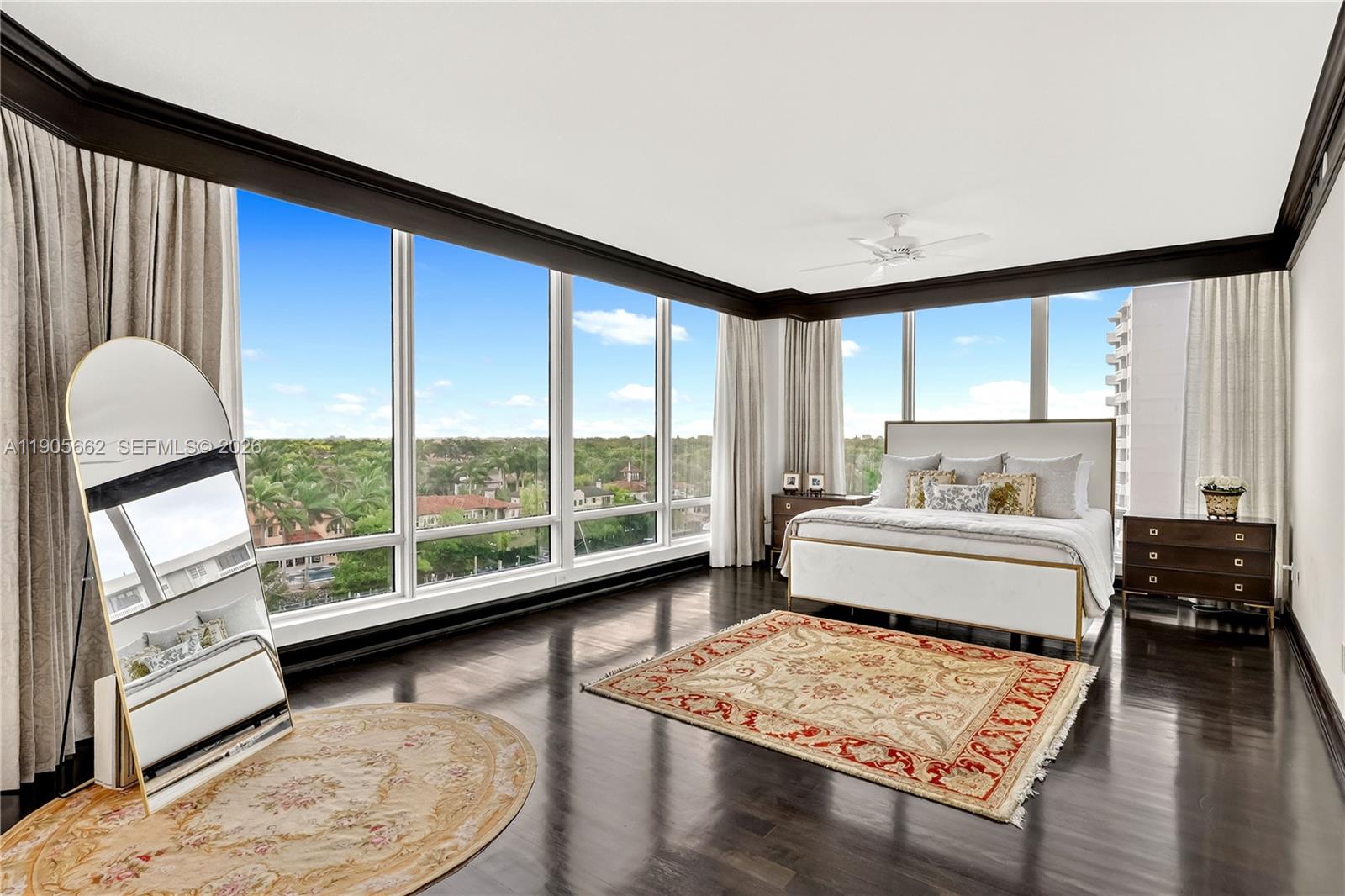 60 Edgewater Dr #7A, Coral Gables FL 33133