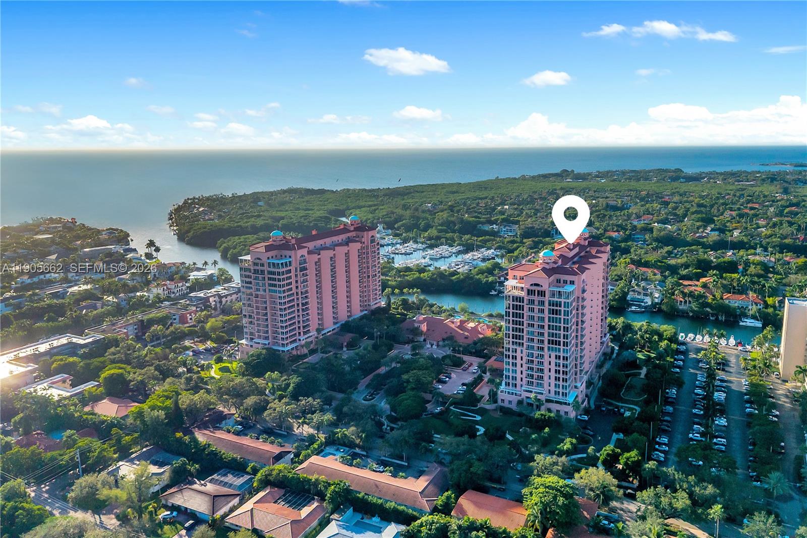 60 Edgewater Dr #7A, Coral Gables FL 33133