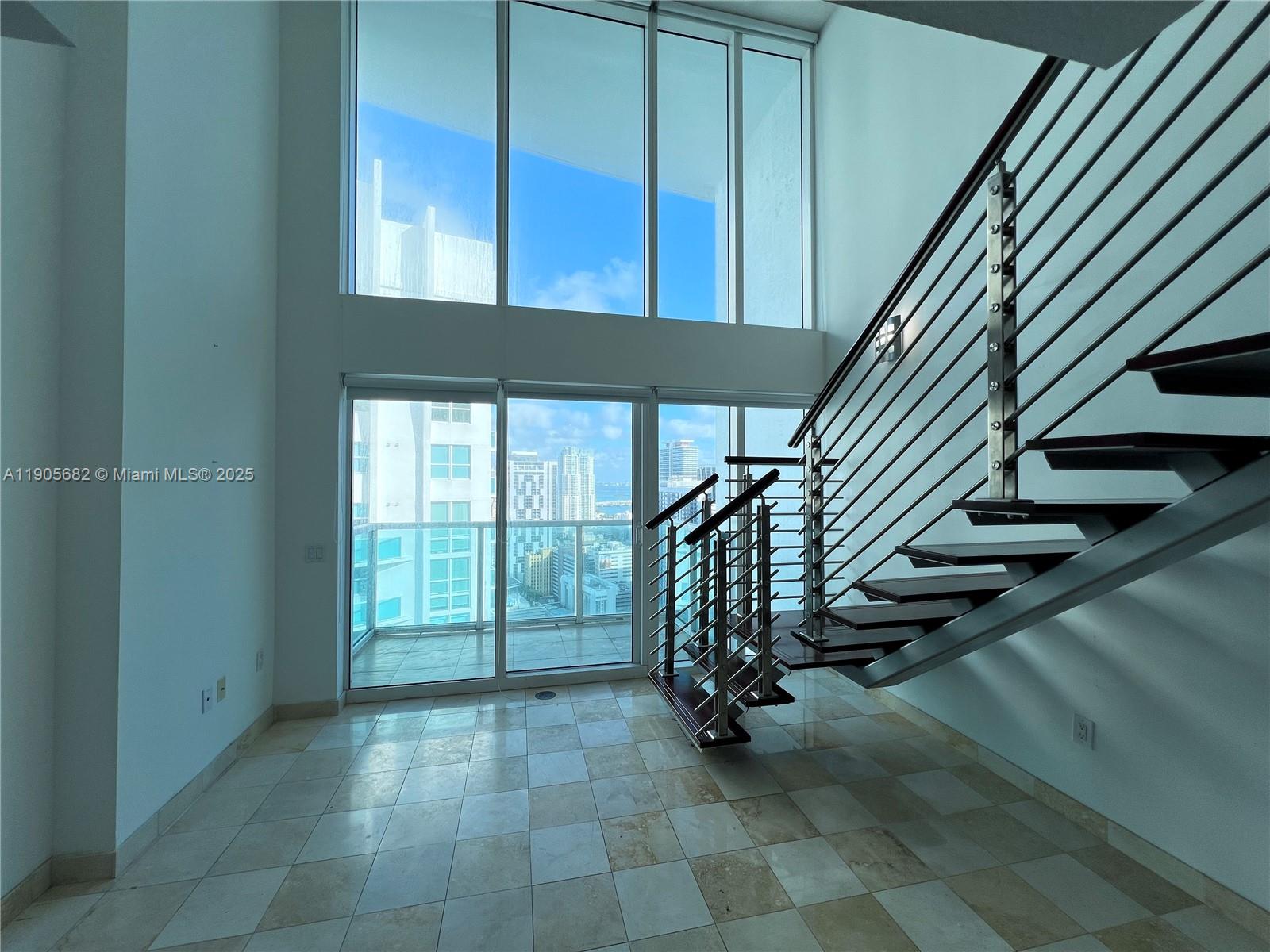 41 SE 5th St #2211, Miami FL 33131