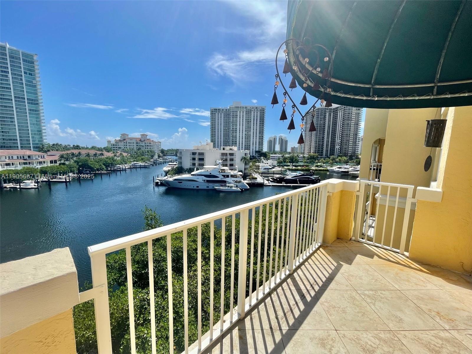 19999 E Country Club Dr #1604, Aventura FL 33180