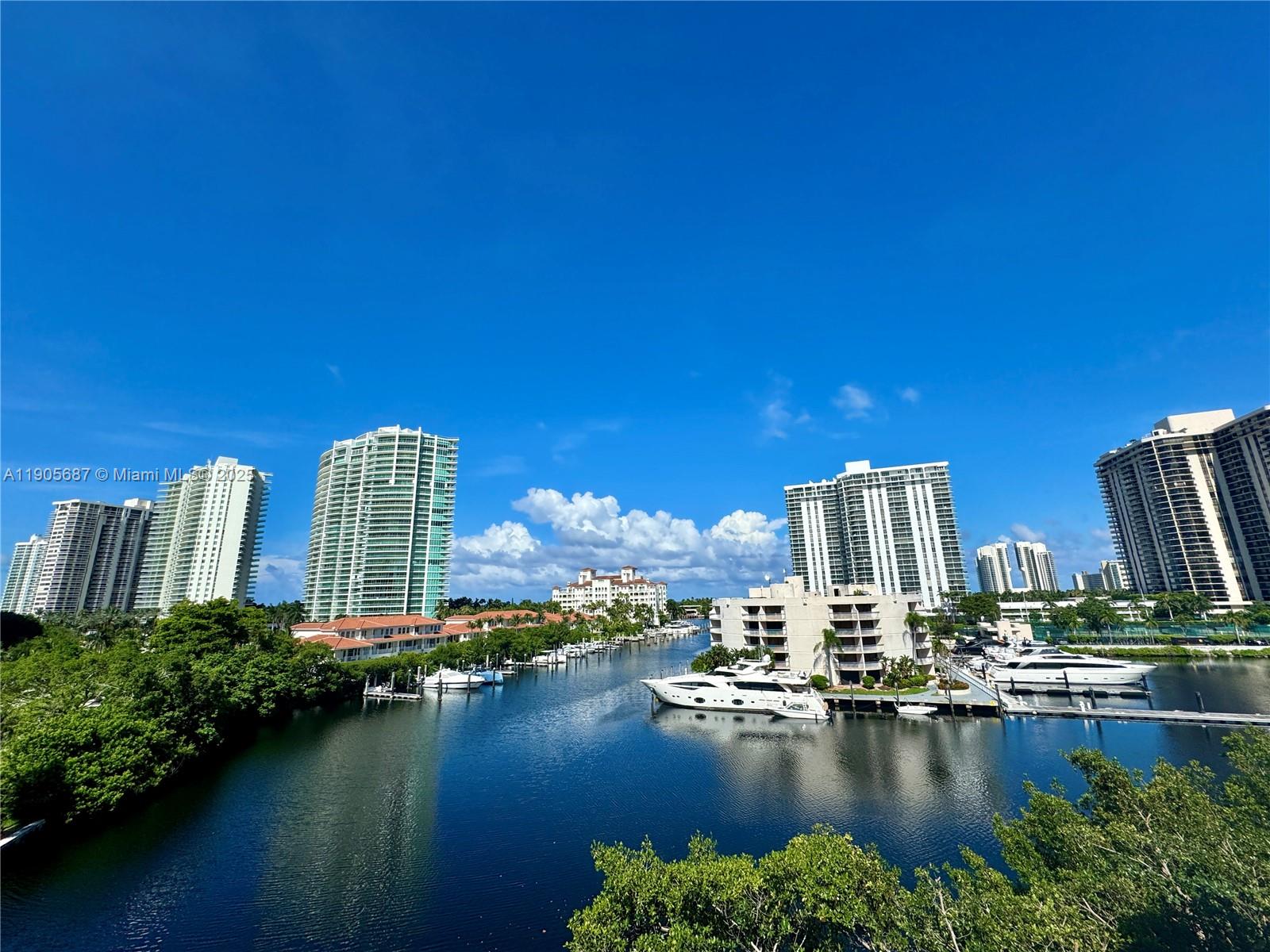 19999 E Country Club Dr #1604, Aventura FL 33180
