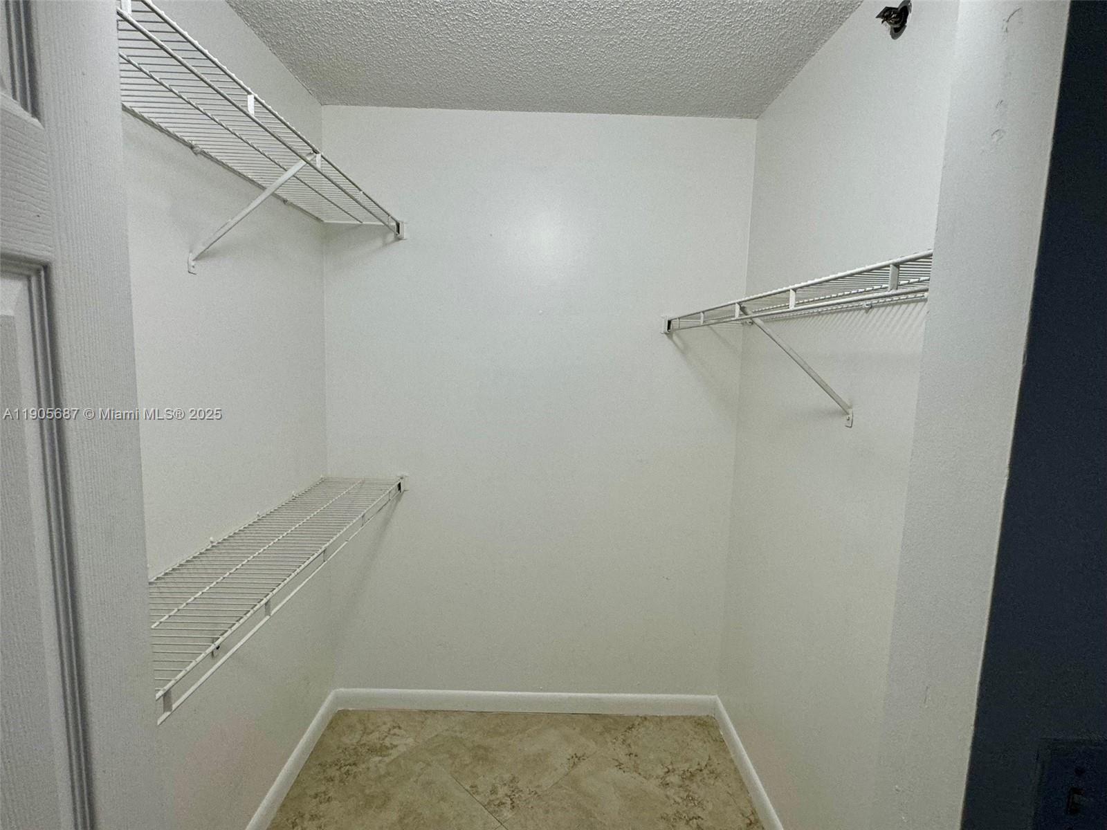 19999 E Country Club Dr #1604, Aventura FL 33180