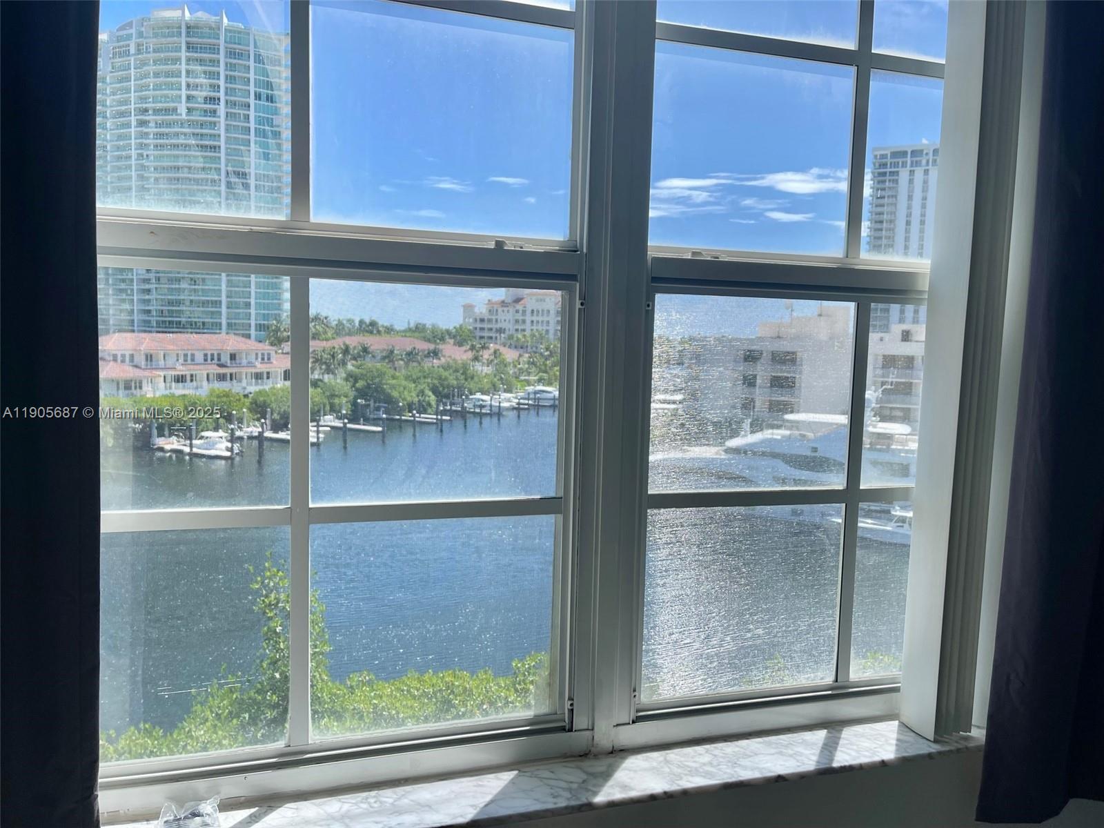 19999 E Country Club Dr #1604, Aventura FL 33180