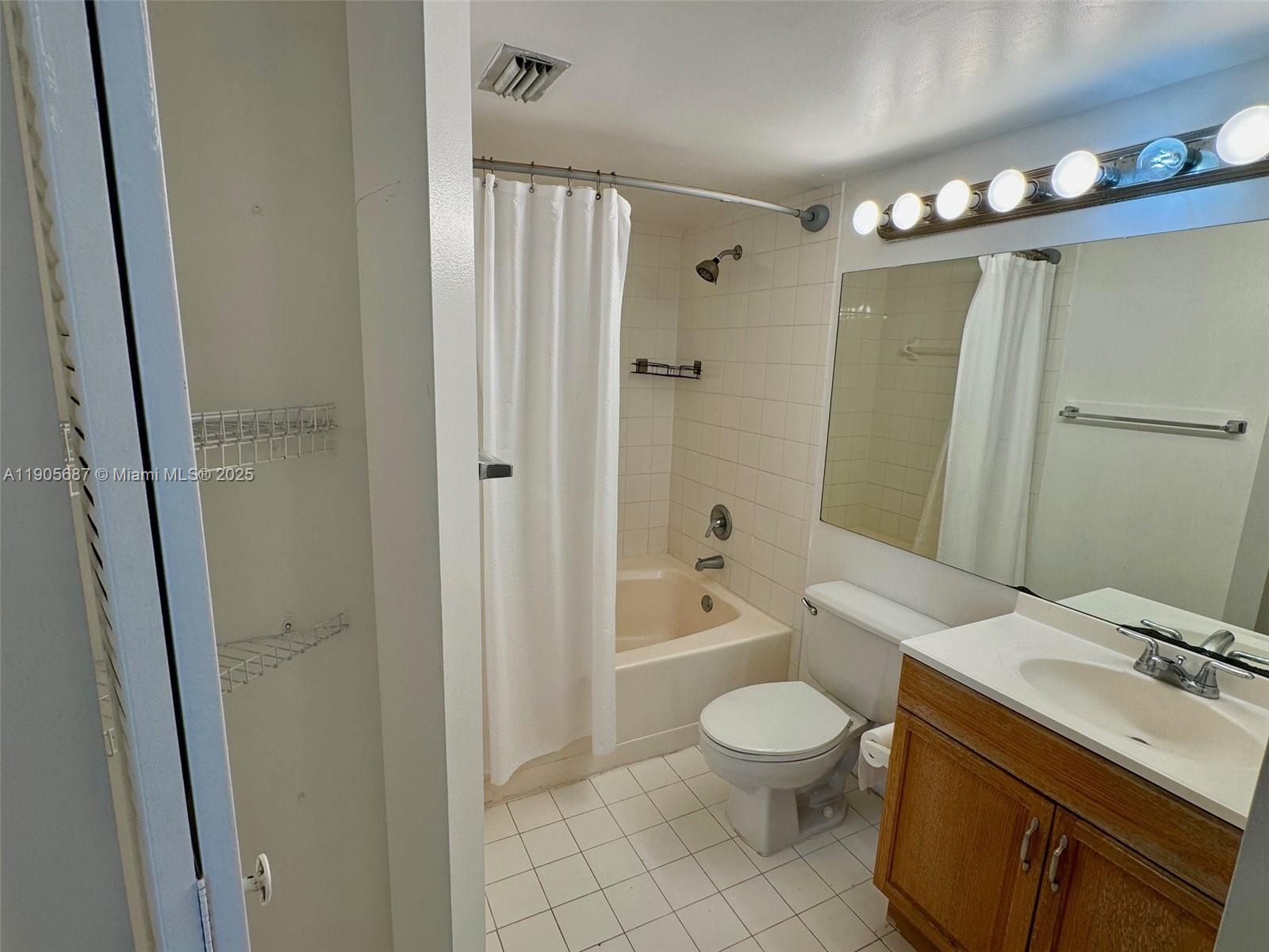 19999 E Country Club Dr #1604, Aventura FL 33180