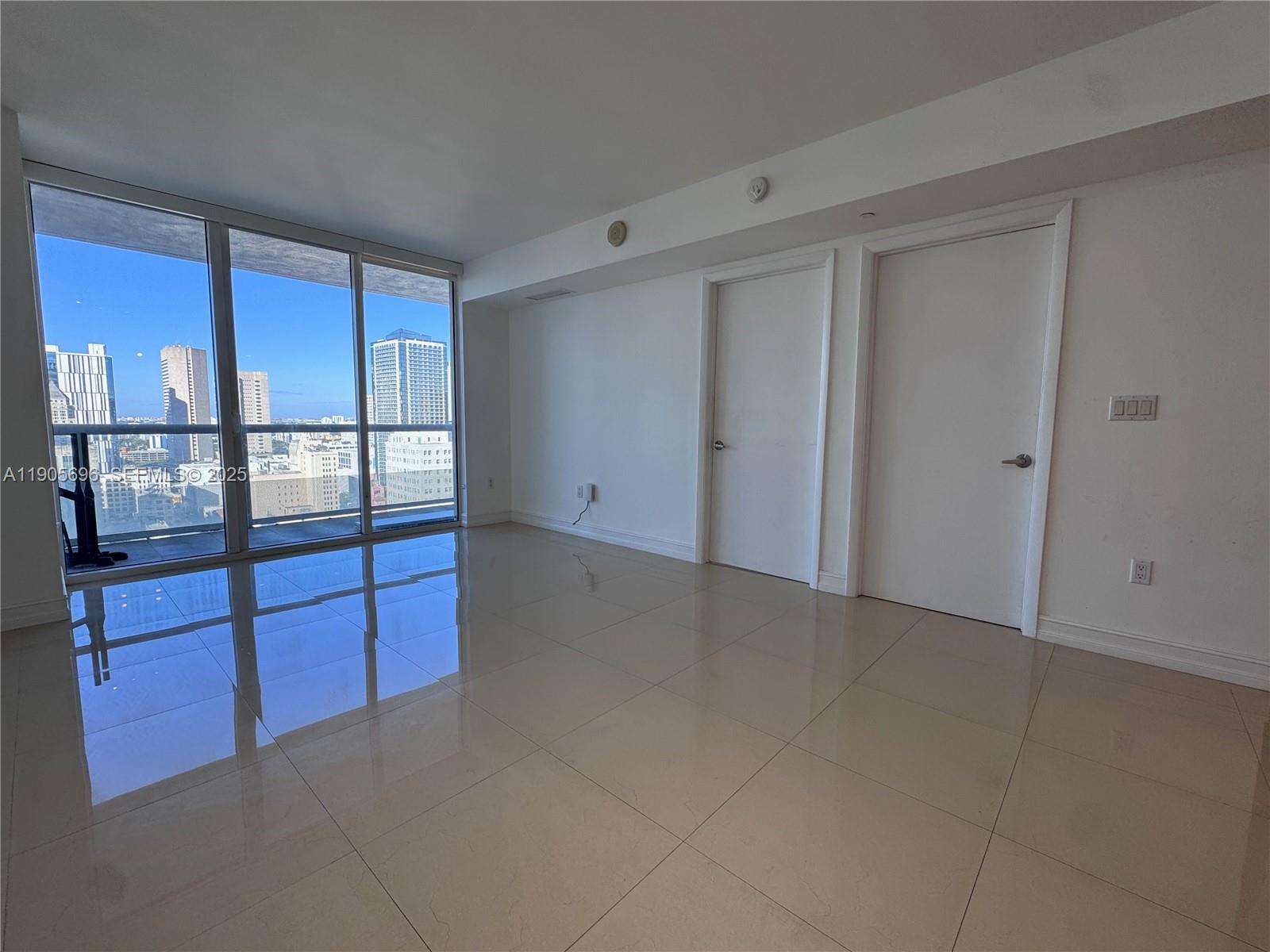 50 Biscayne Blvd #2507, Miami FL 33132
