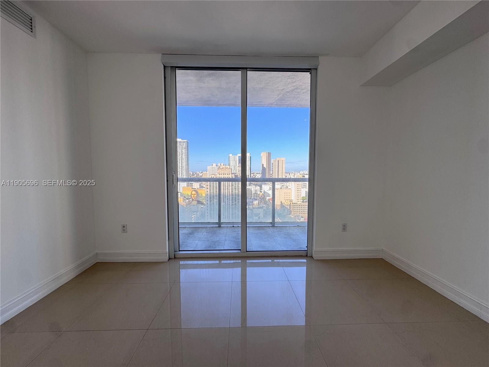 50 Biscayne Blvd #2507, Miami FL 33132