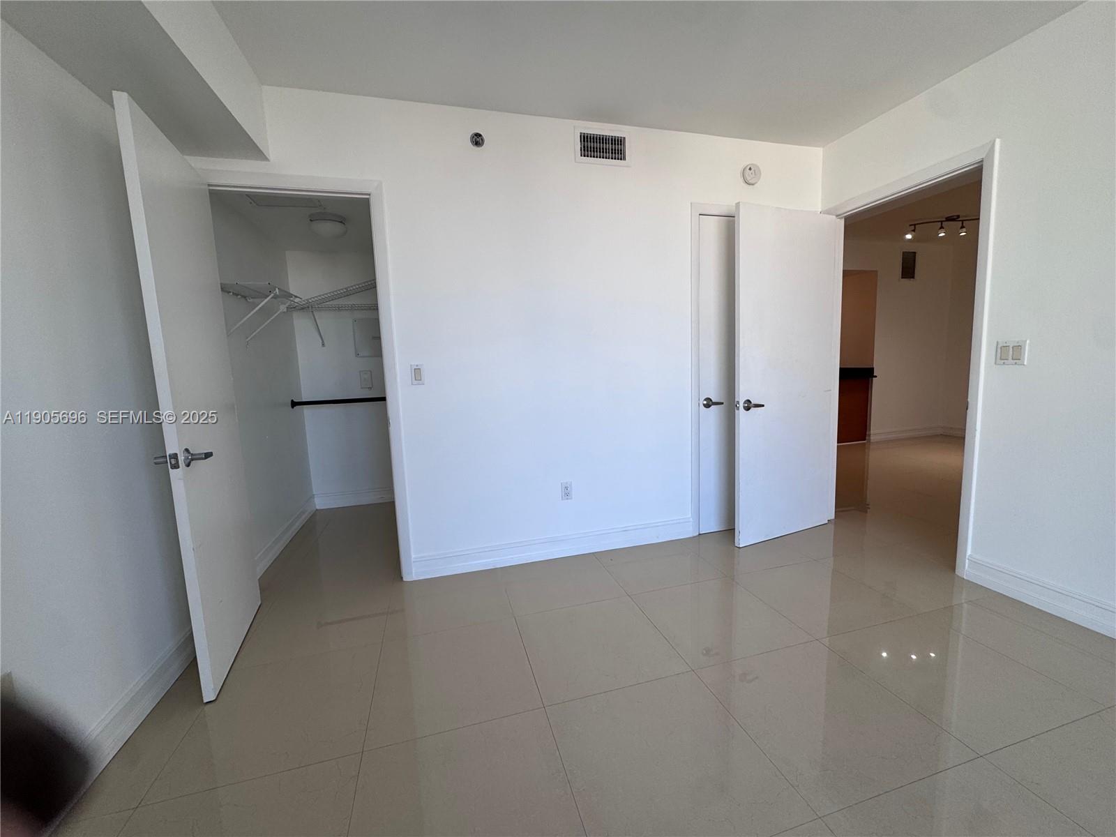 50 Biscayne Blvd #2507, Miami FL 33132