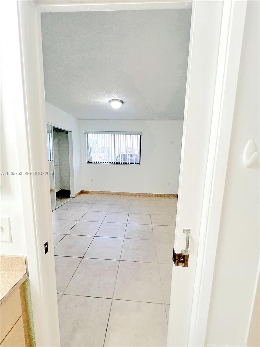 2740 W 63rd St #104, Hialeah FL 33016