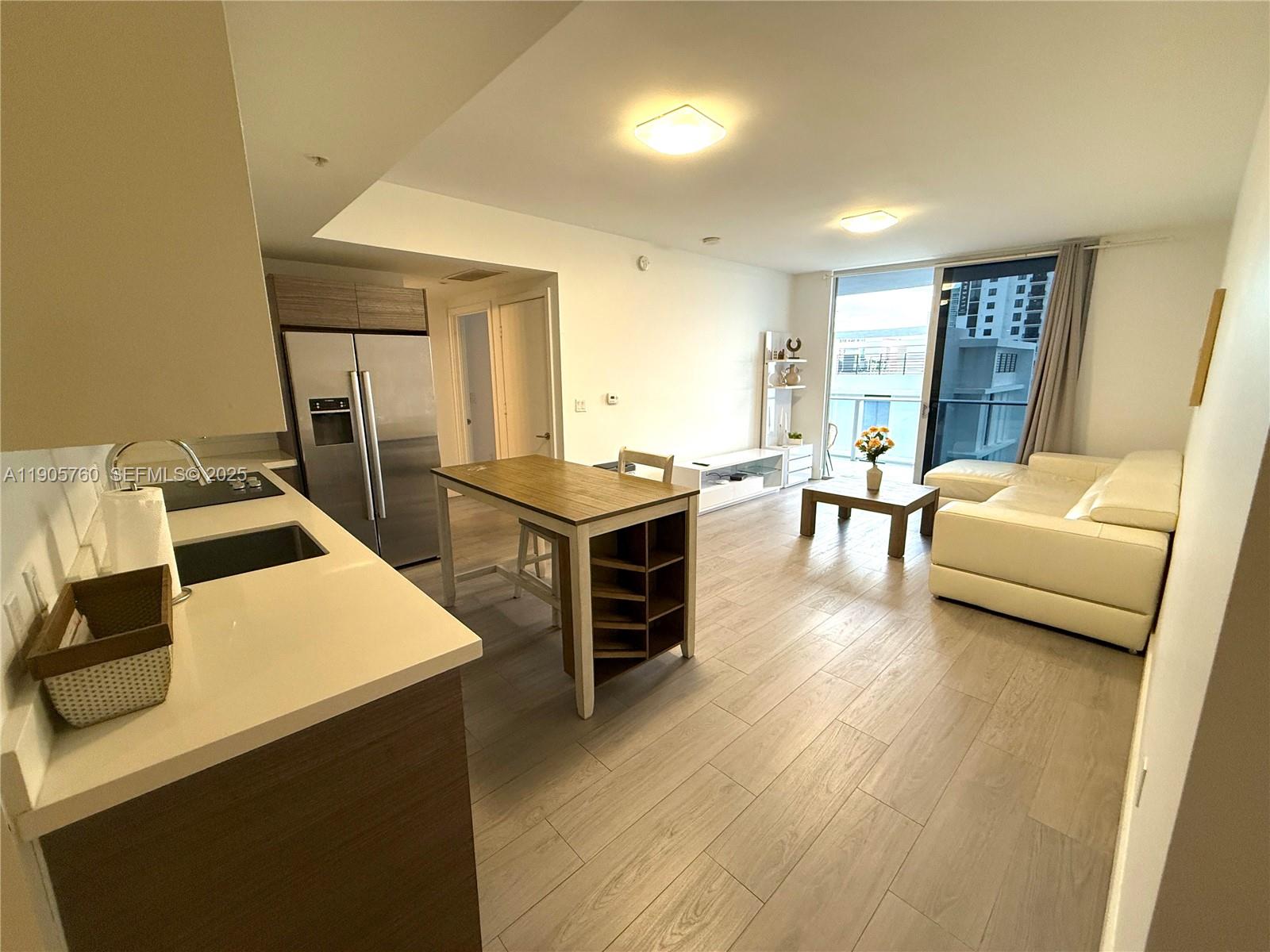 1010 SW 2nd Ave #910, Miami FL 33130