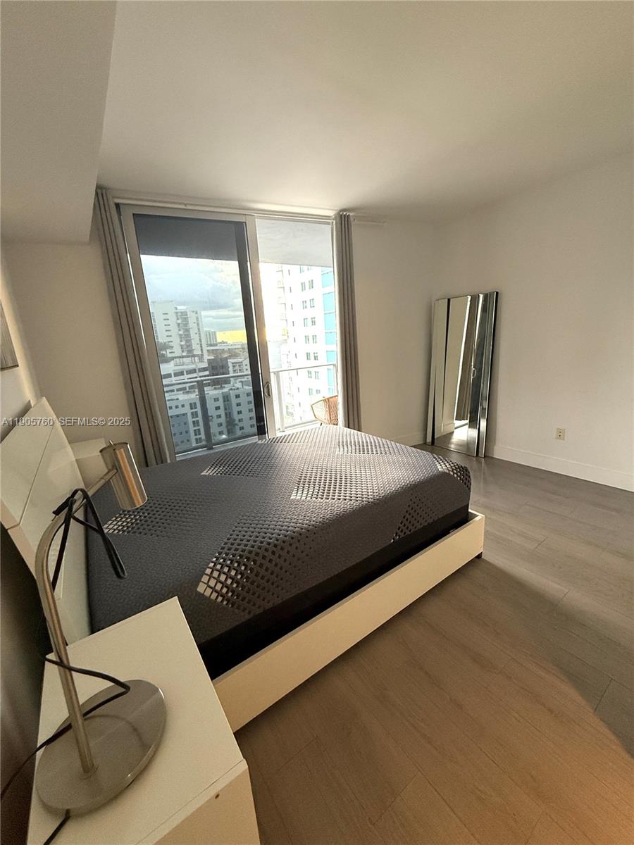 1010 SW 2nd Ave #910, Miami FL 33130