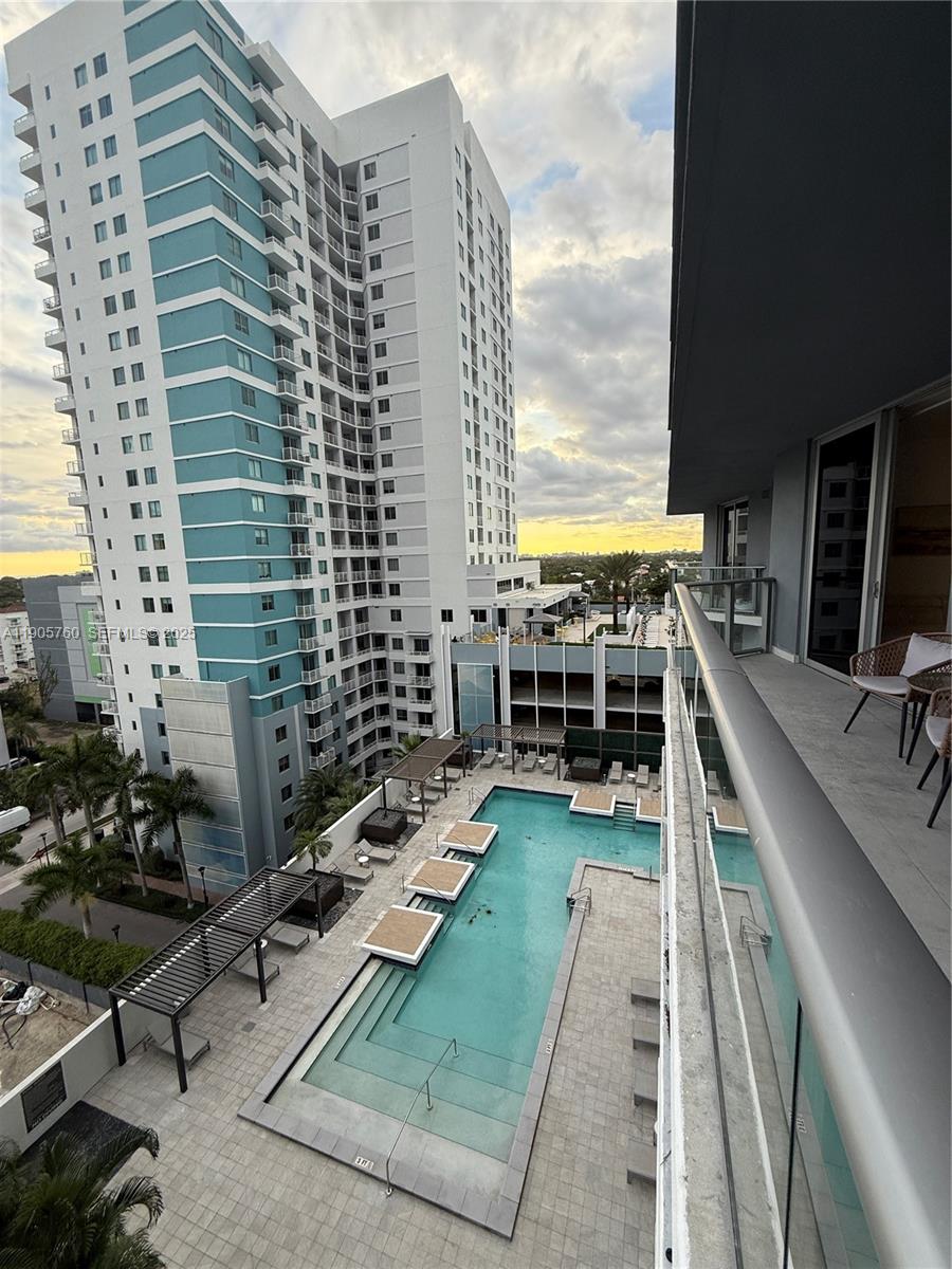 1010 SW 2nd Ave #910, Miami FL 33130
