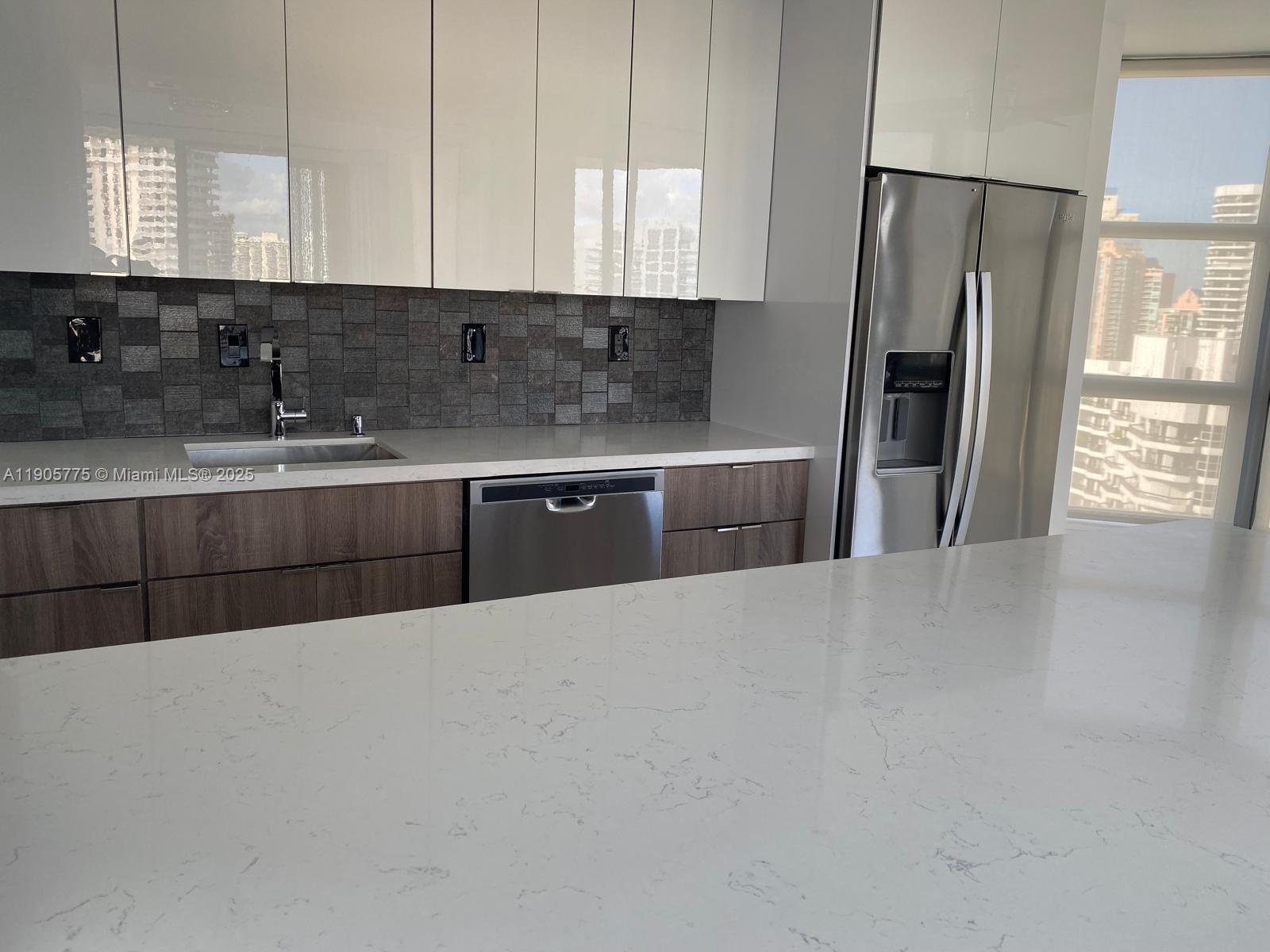 19101 Mystic Pointe Dr #2306, Aventura FL 33180