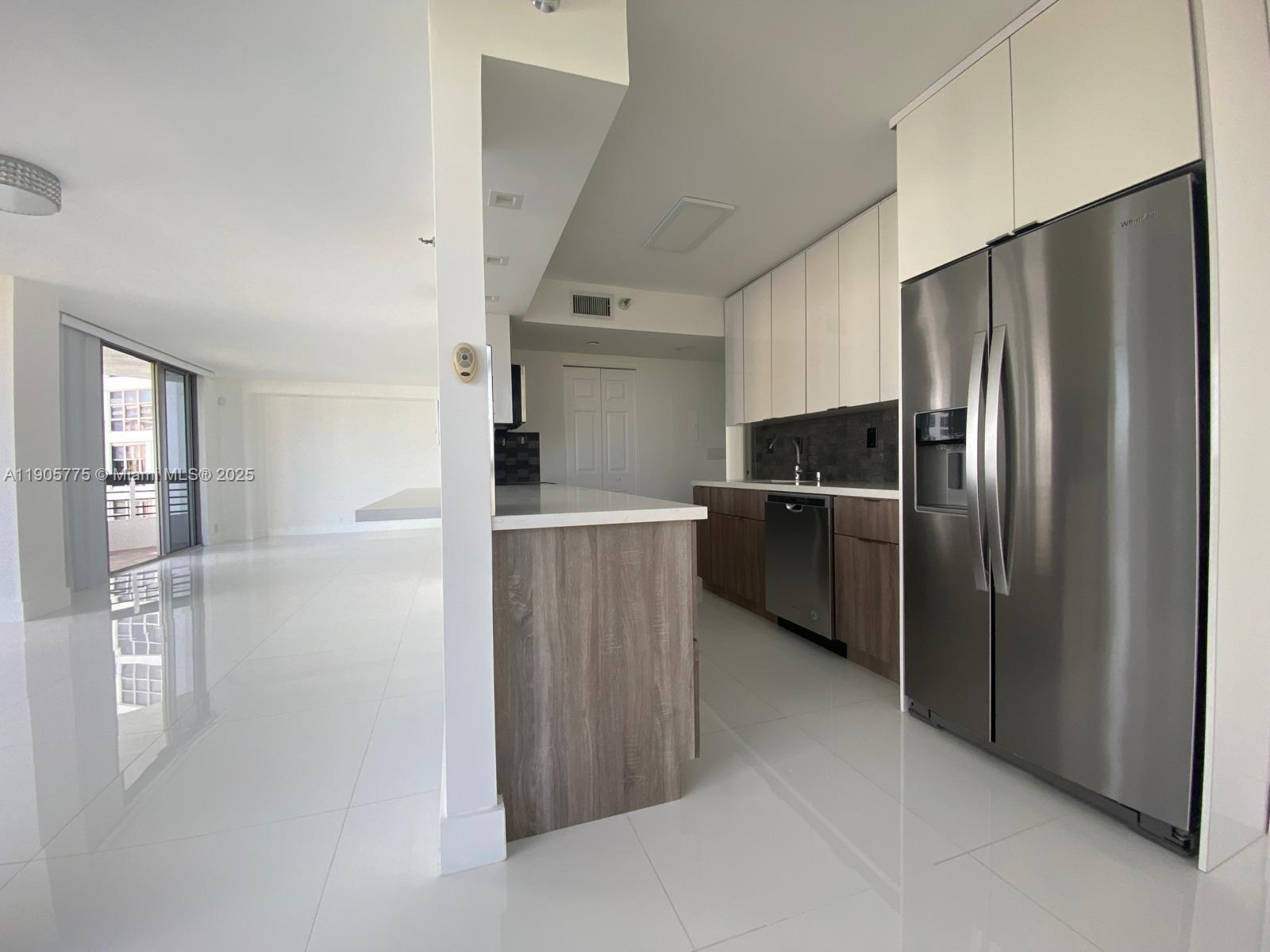 19101 Mystic Pointe Dr #2306, Aventura FL 33180