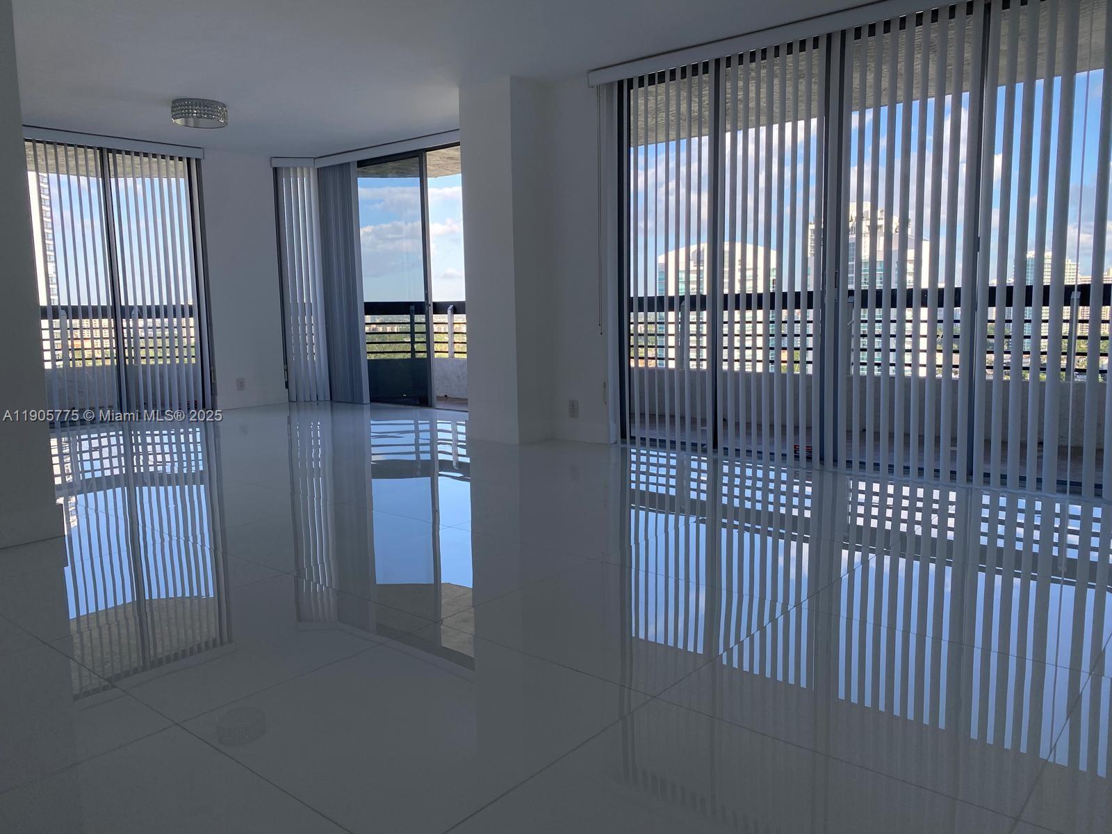 19101 Mystic Pointe Dr #2306, Aventura FL 33180