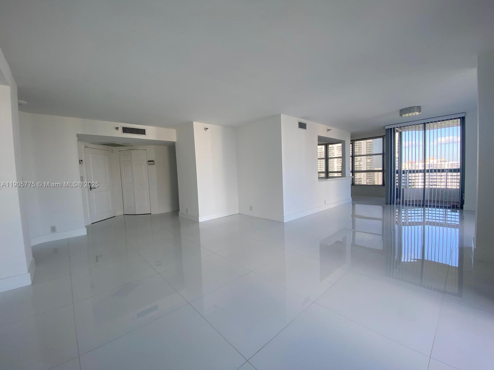 19101 Mystic Pointe Dr #2306, Aventura FL 33180