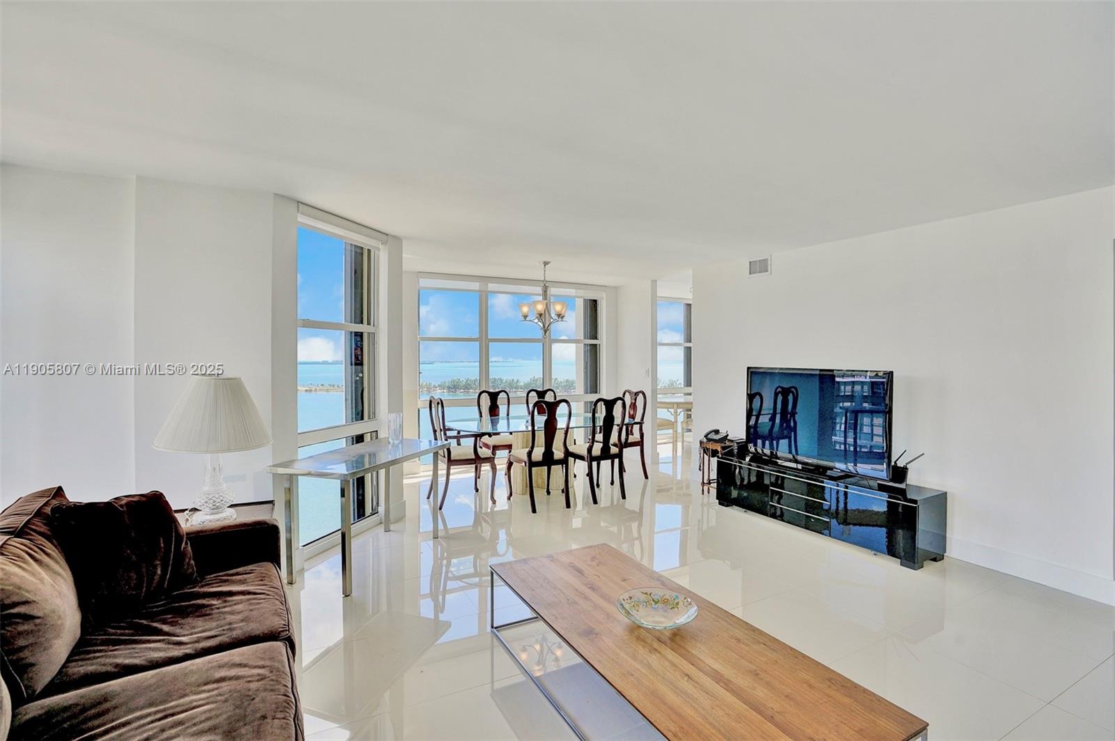 1901 Brickell Ave #B2214, Miami FL 33129