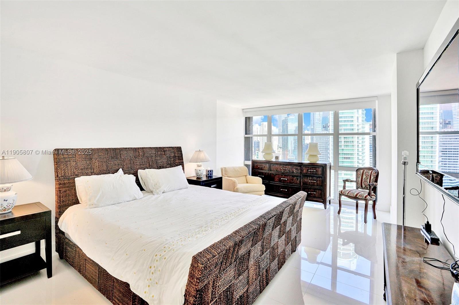 1901 Brickell Ave #B2214, Miami FL 33129