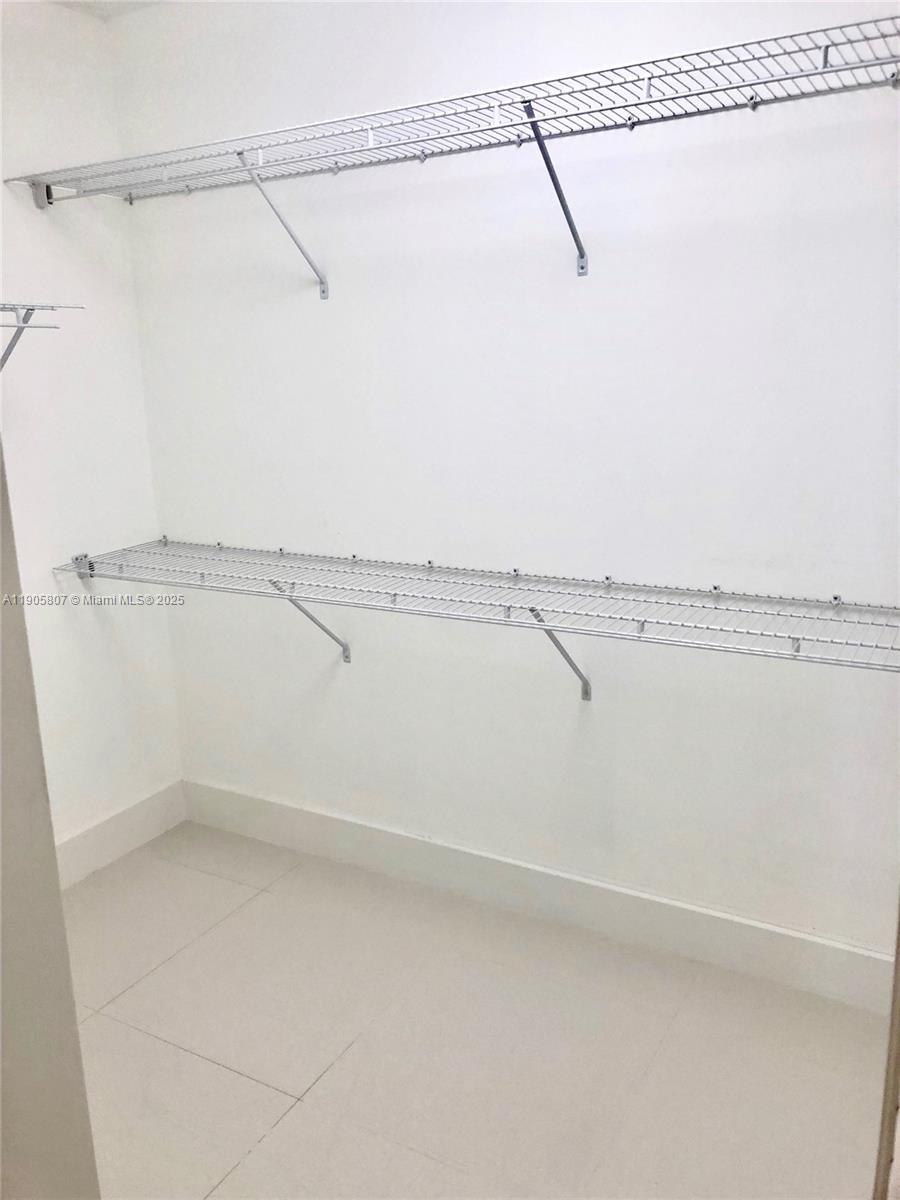 1901 Brickell Ave #B2214, Miami FL 33129