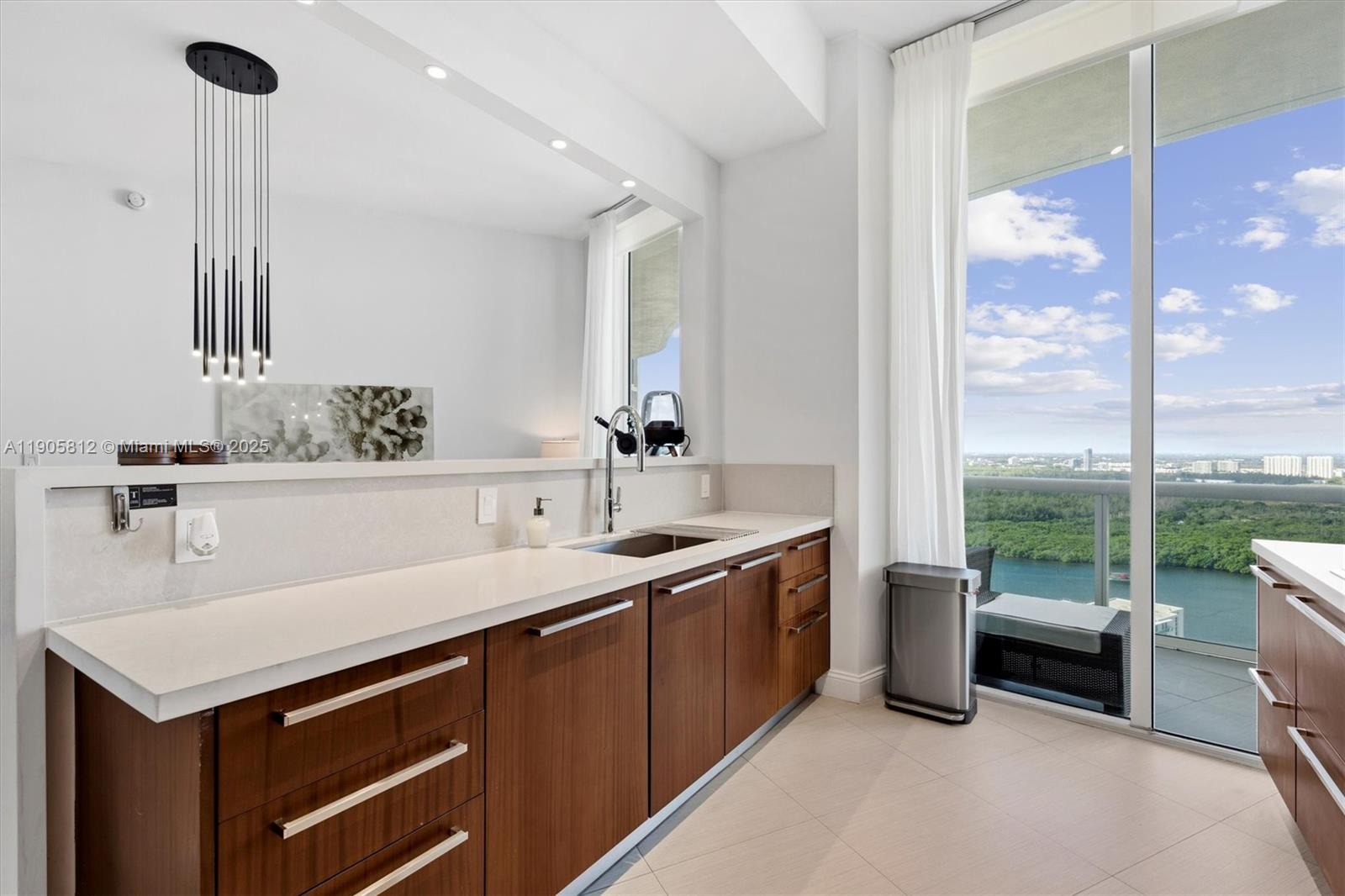 15811 Collins Ave #3405, Sunny Isles Beach FL 33160