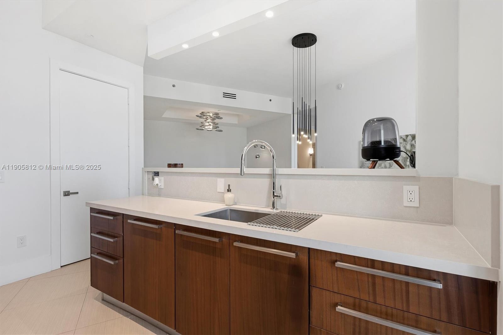 15811 Collins Ave #3405, Sunny Isles Beach FL 33160