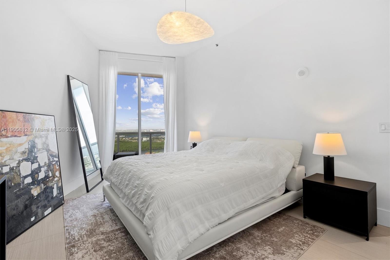 15811 Collins Ave #3405, Sunny Isles Beach FL 33160