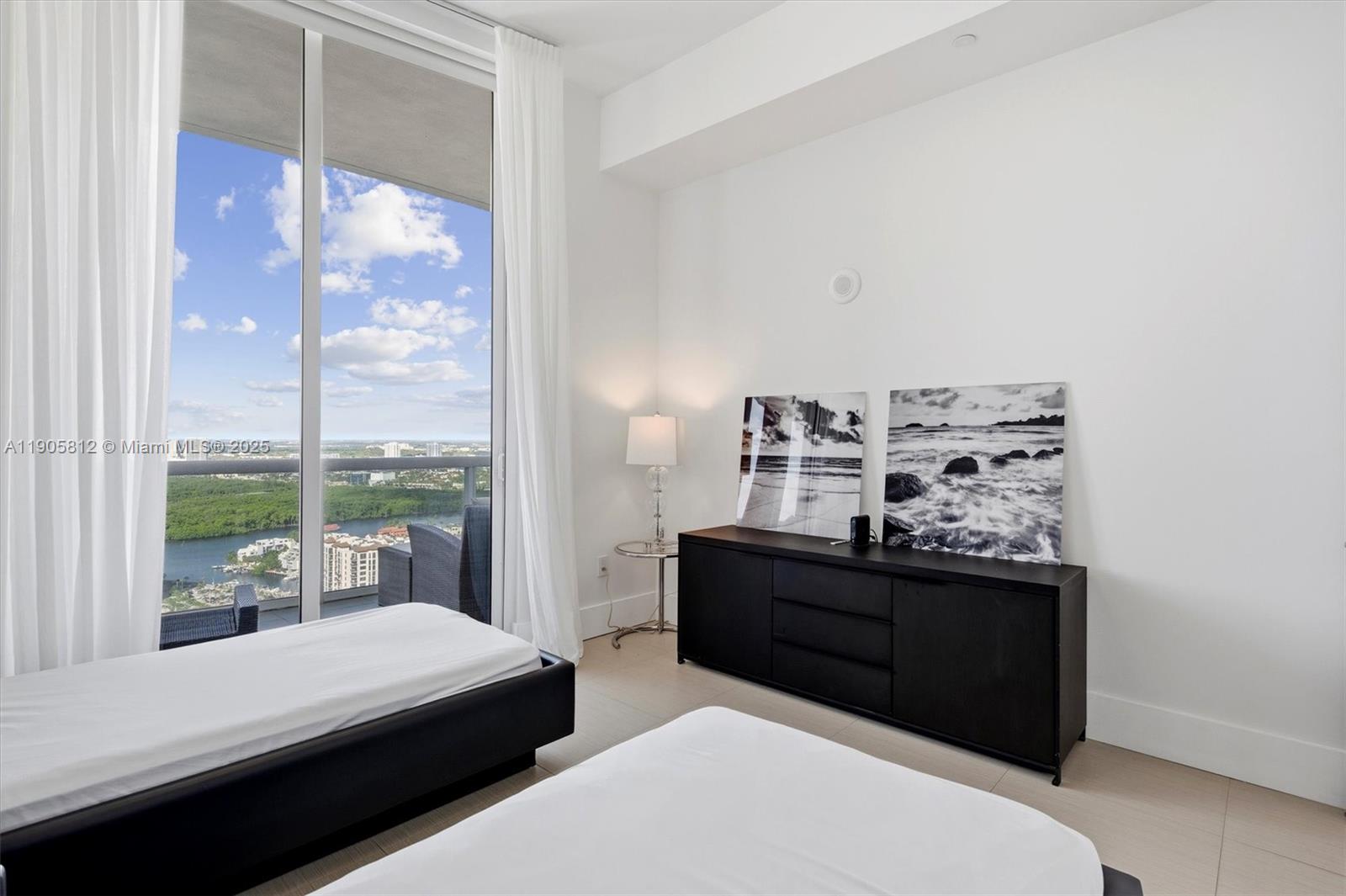 15811 Collins Ave #3405, Sunny Isles Beach FL 33160