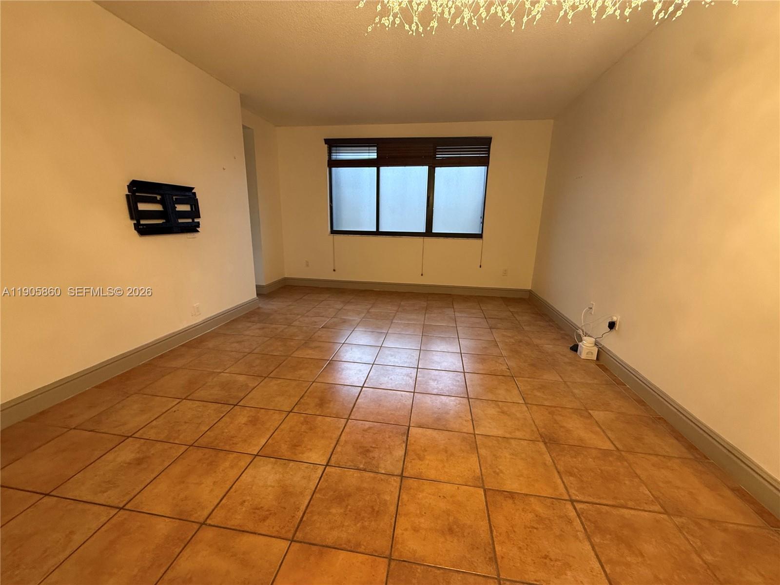 540 Brickell Key Dr #212, Miami FL 33131