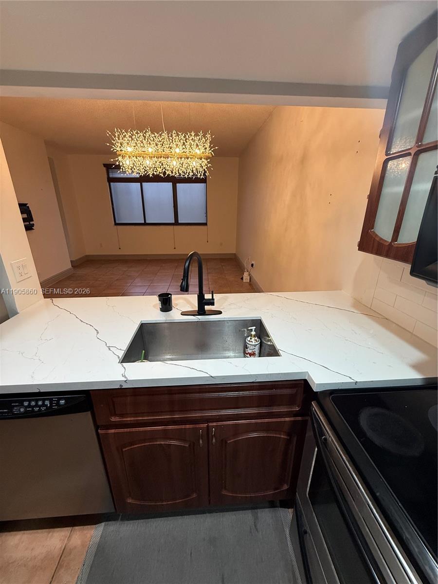 540 Brickell Key Dr #212, Miami FL 33131