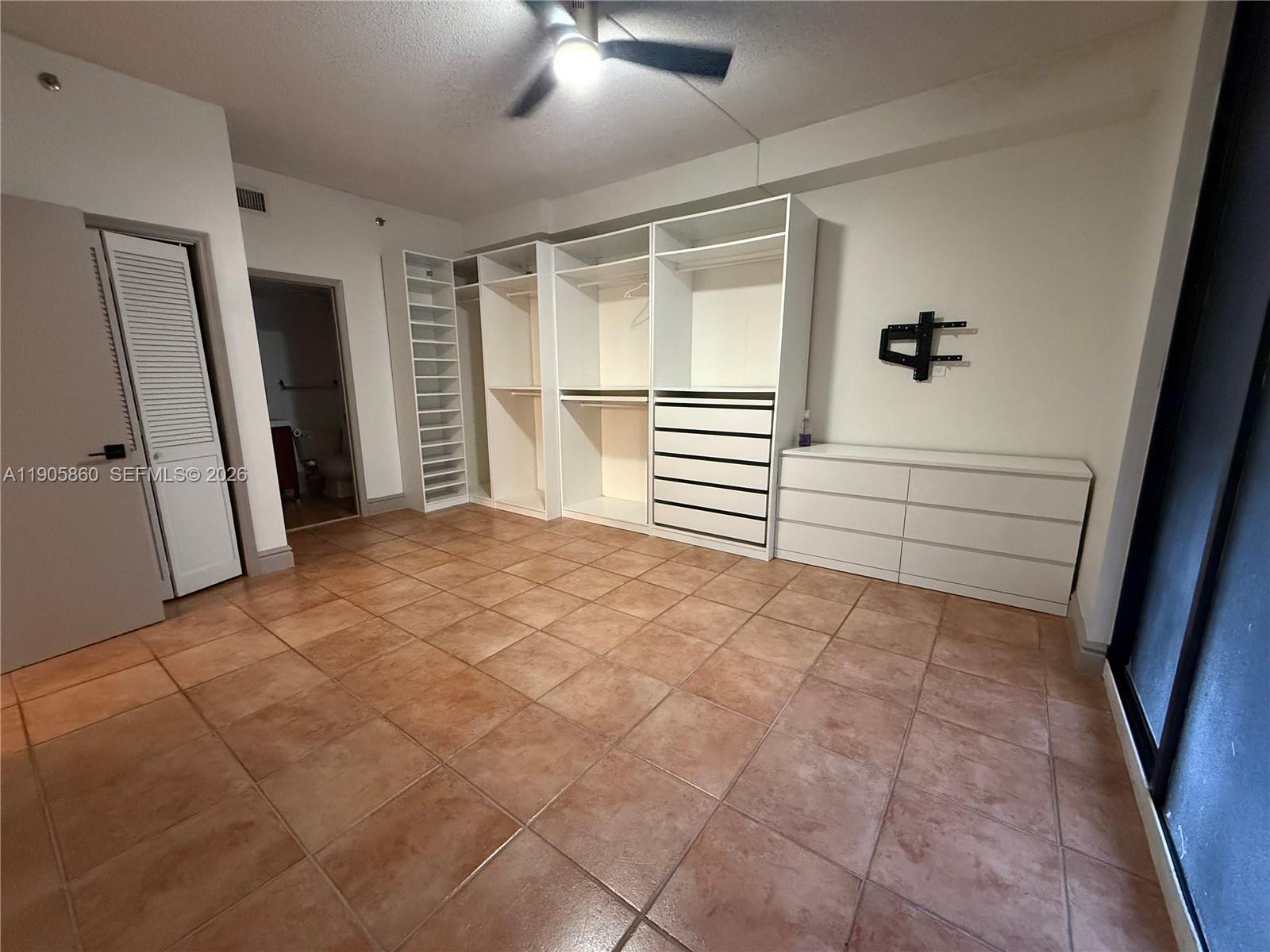 540 Brickell Key Dr #212, Miami FL 33131