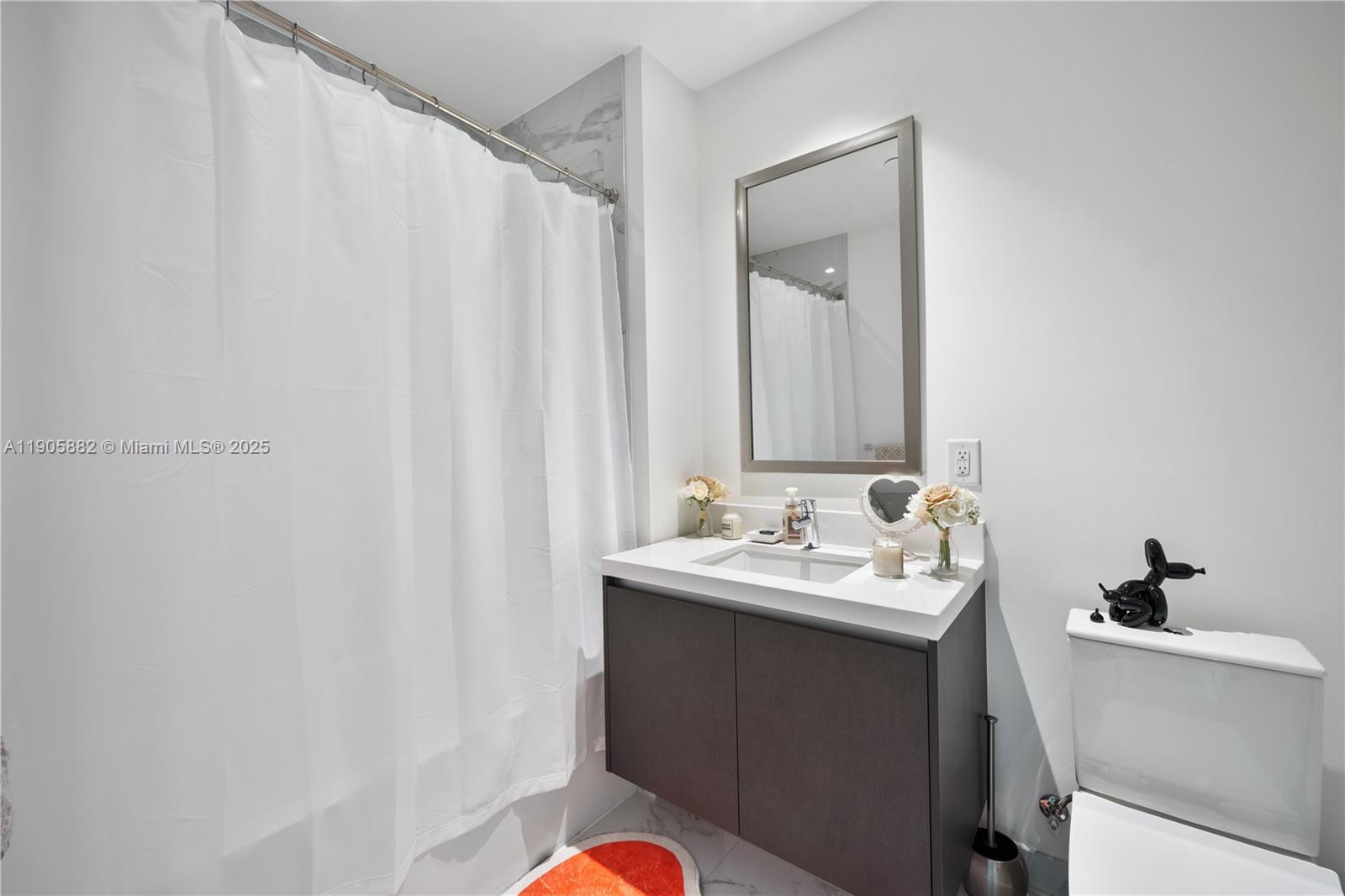 851 NE 1st Ave #3910, Miami FL 33132