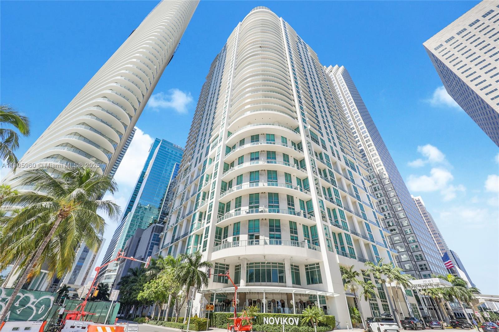 300 S Biscayne Blvd #L-414, Miami FL 33131
