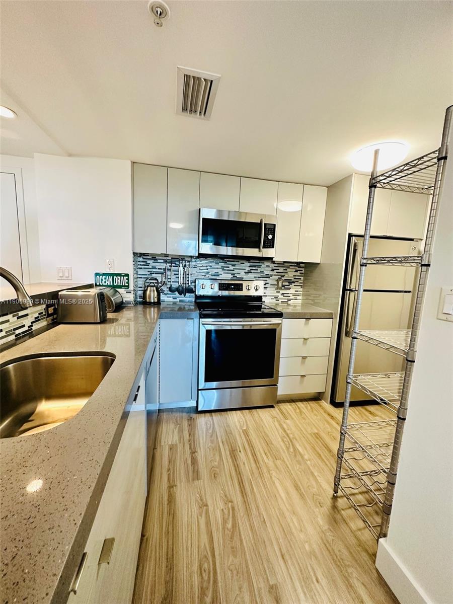 650 West Ave #403, Miami Beach FL 33139