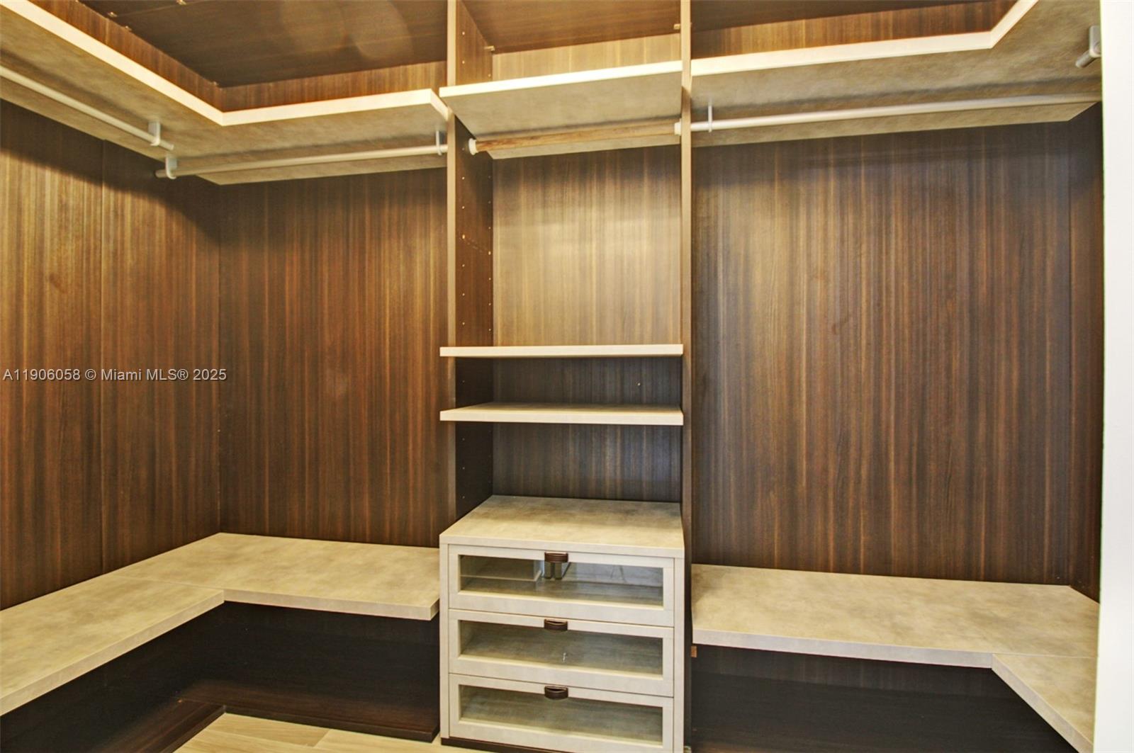 801 S Miami Ave #4309, Miami FL 33130