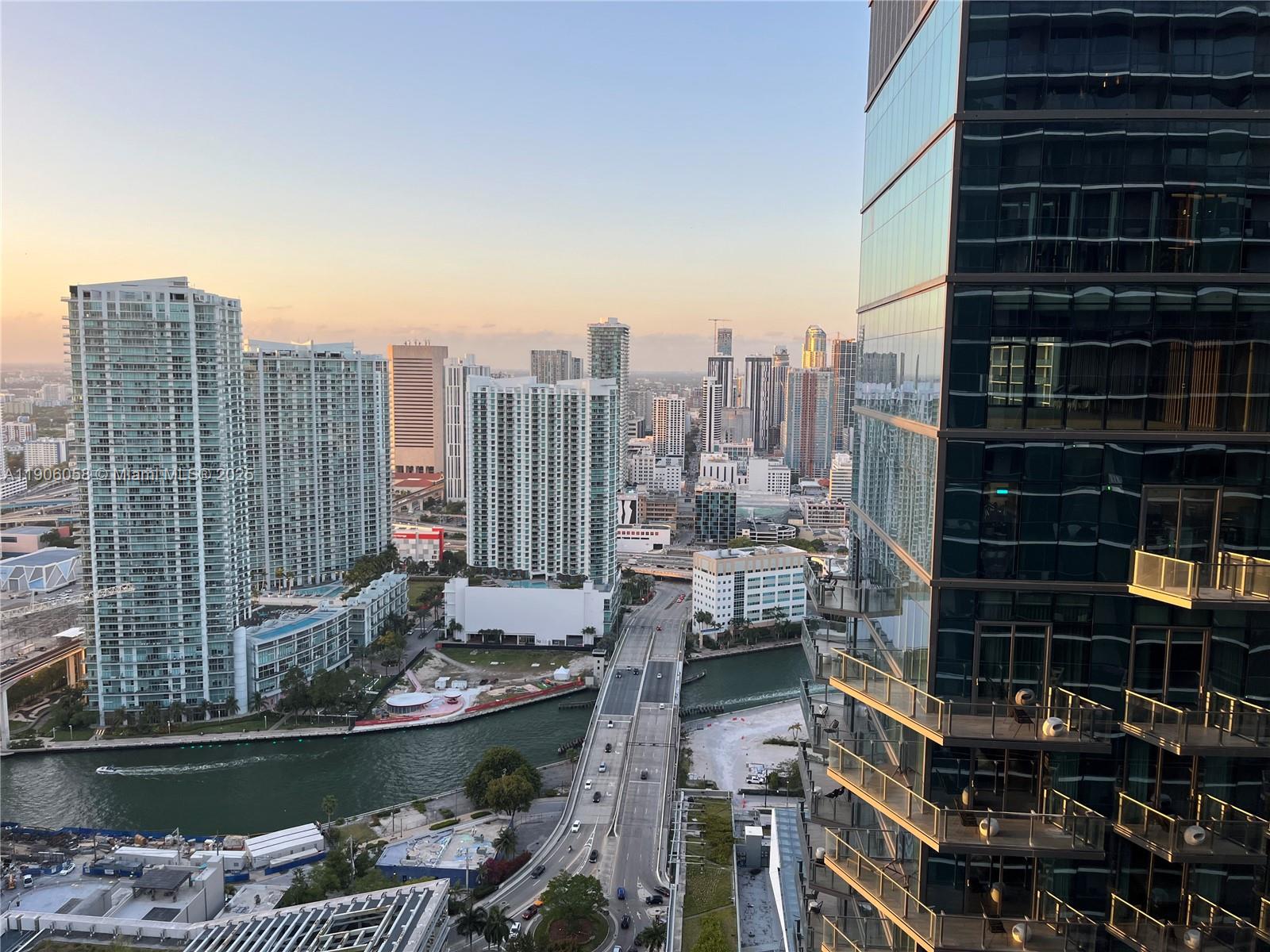 801 S Miami Ave #4309, Miami FL 33130