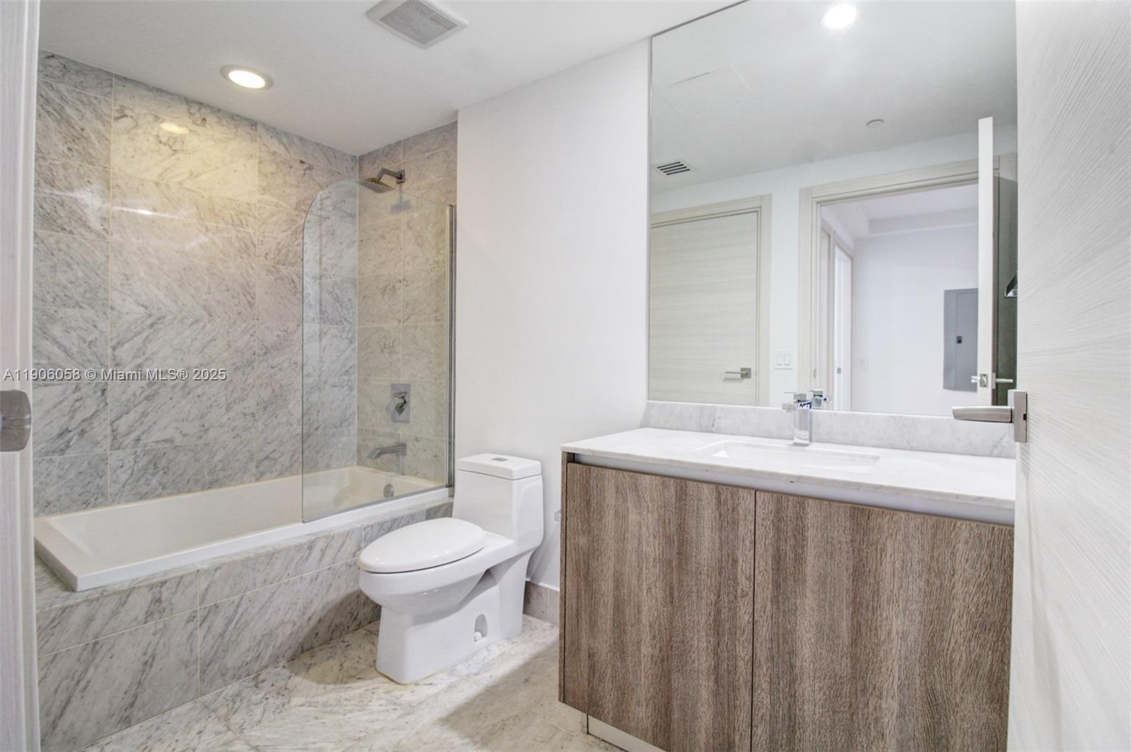 801 S Miami Ave #4309, Miami FL 33130