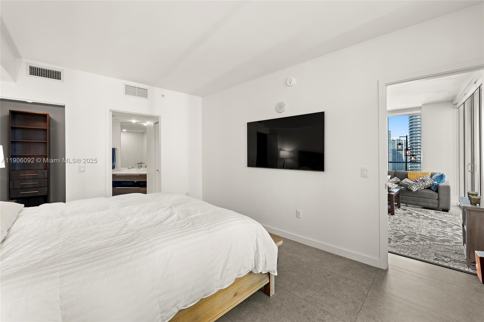 1100 S Miami Ave #2910, Miami FL 33130