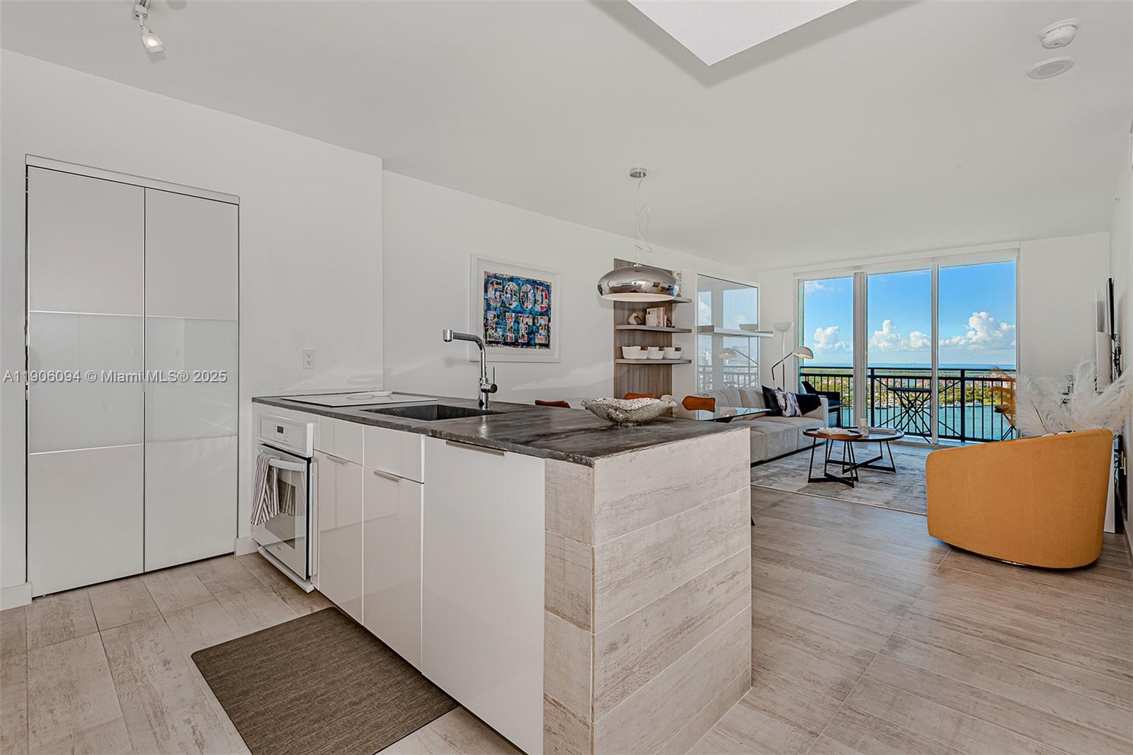90 Alton Rd #2506, Miami Beach FL 33139