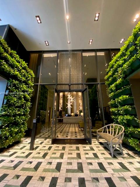 801 S Miami Ave #604, Miami FL 33130