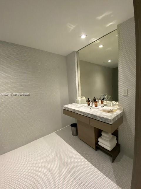 801 S Miami Ave #604, Miami FL 33130