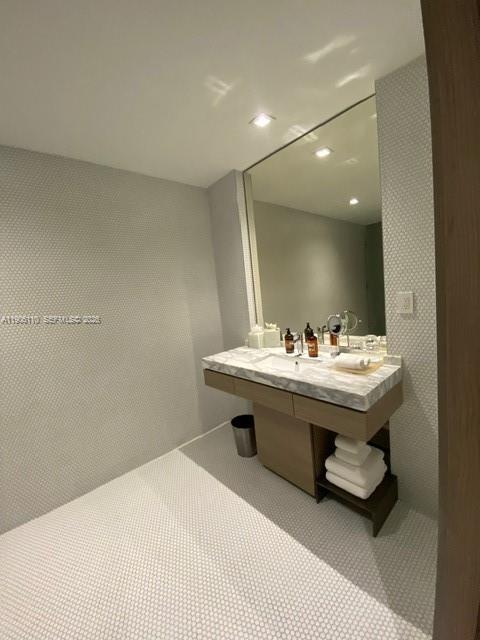 801 S Miami Ave #604, Miami FL 33130