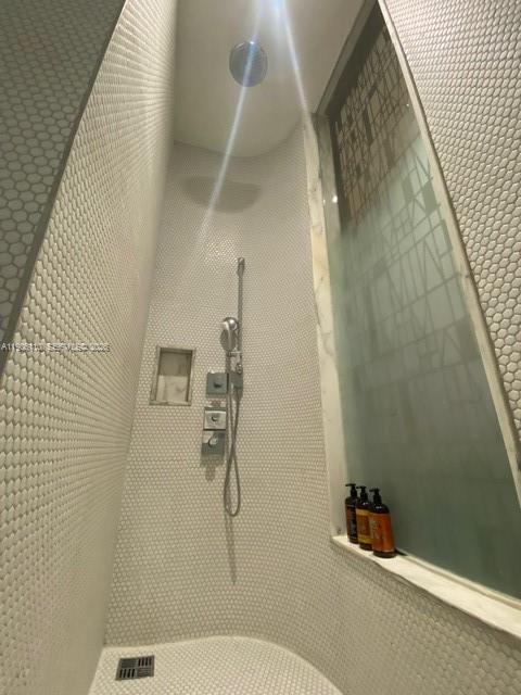 801 S Miami Ave #604, Miami FL 33130