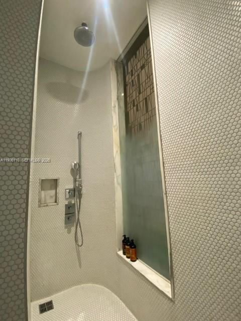 801 S Miami Ave #604, Miami FL 33130