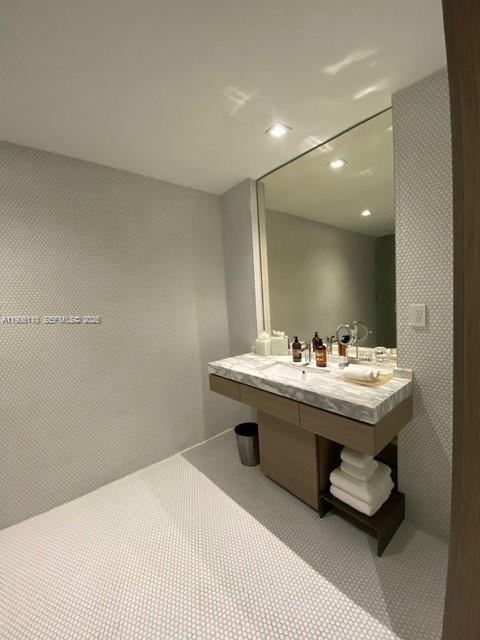 801 S Miami Ave #604, Miami FL 33130