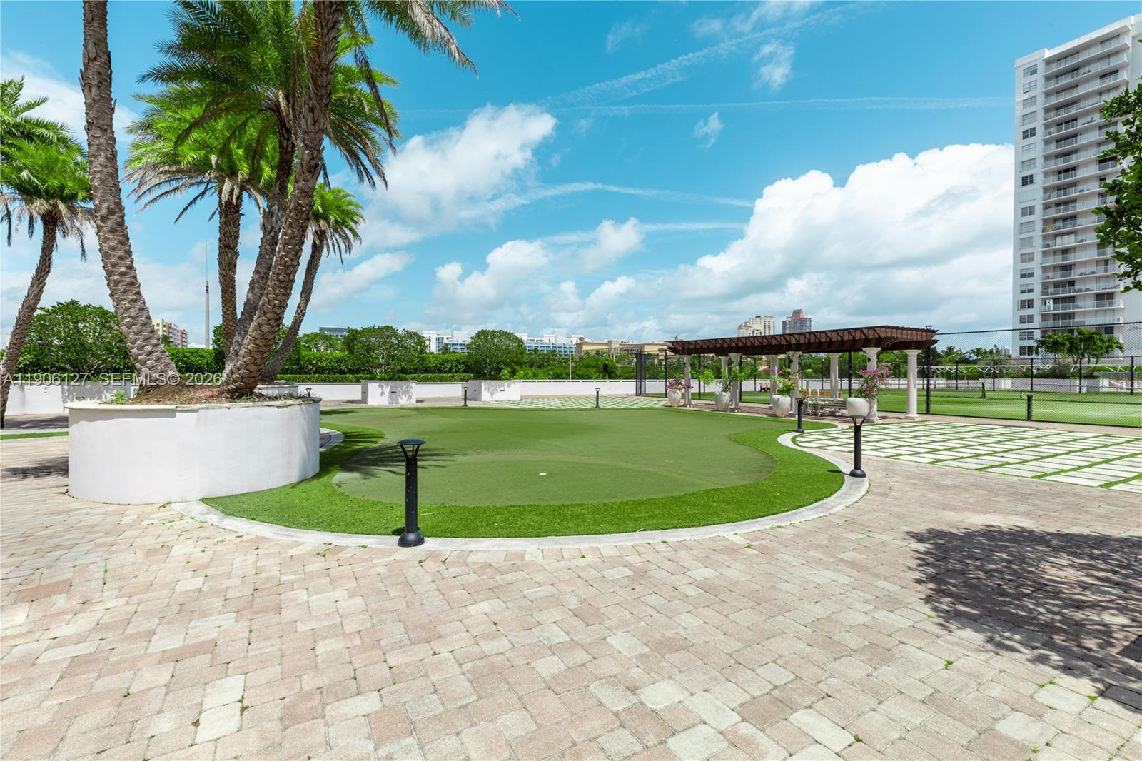 2801 NE 183rd St #1516W, Aventura FL 33160