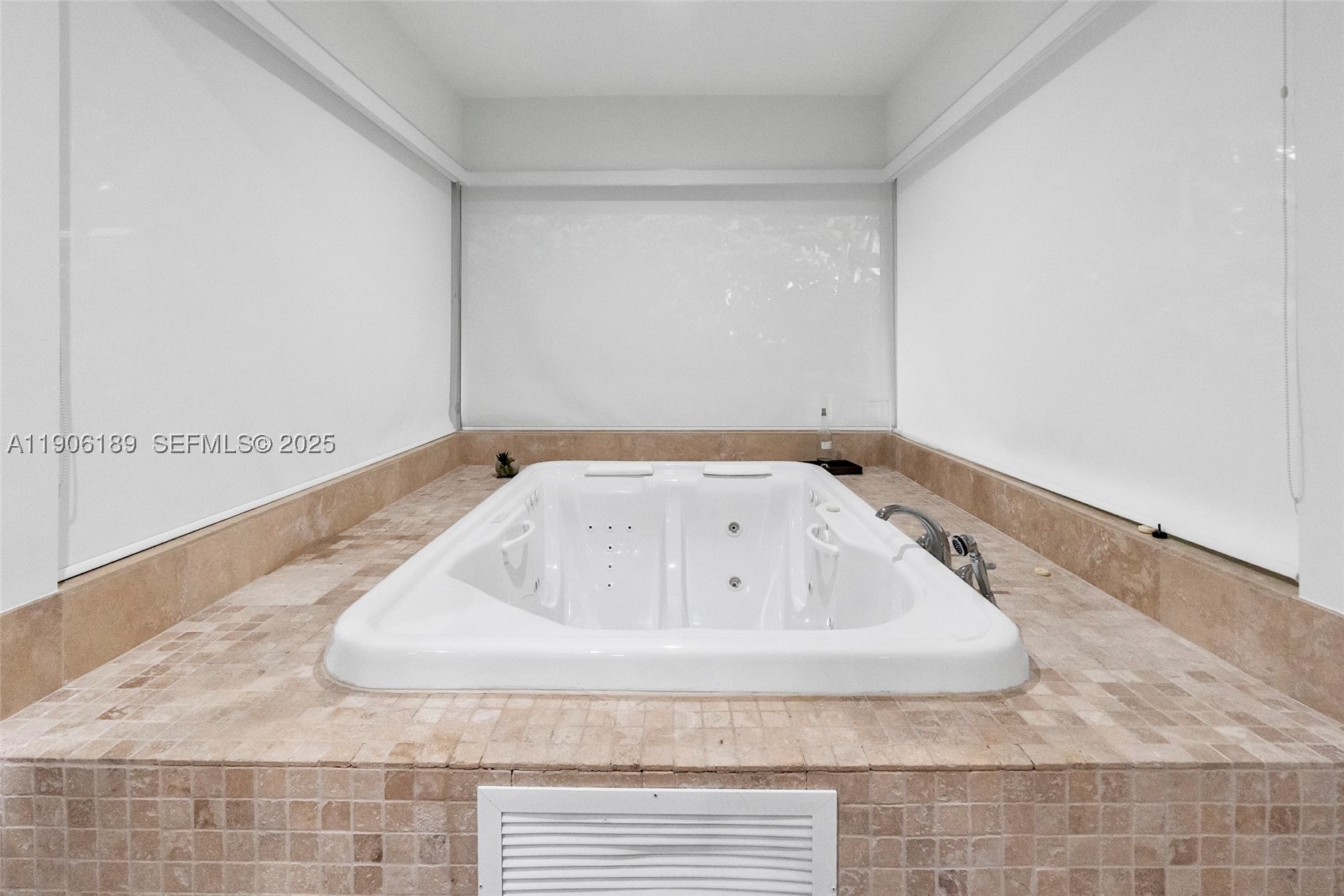 415 Rovino Ave, Coral Gables FL 33156