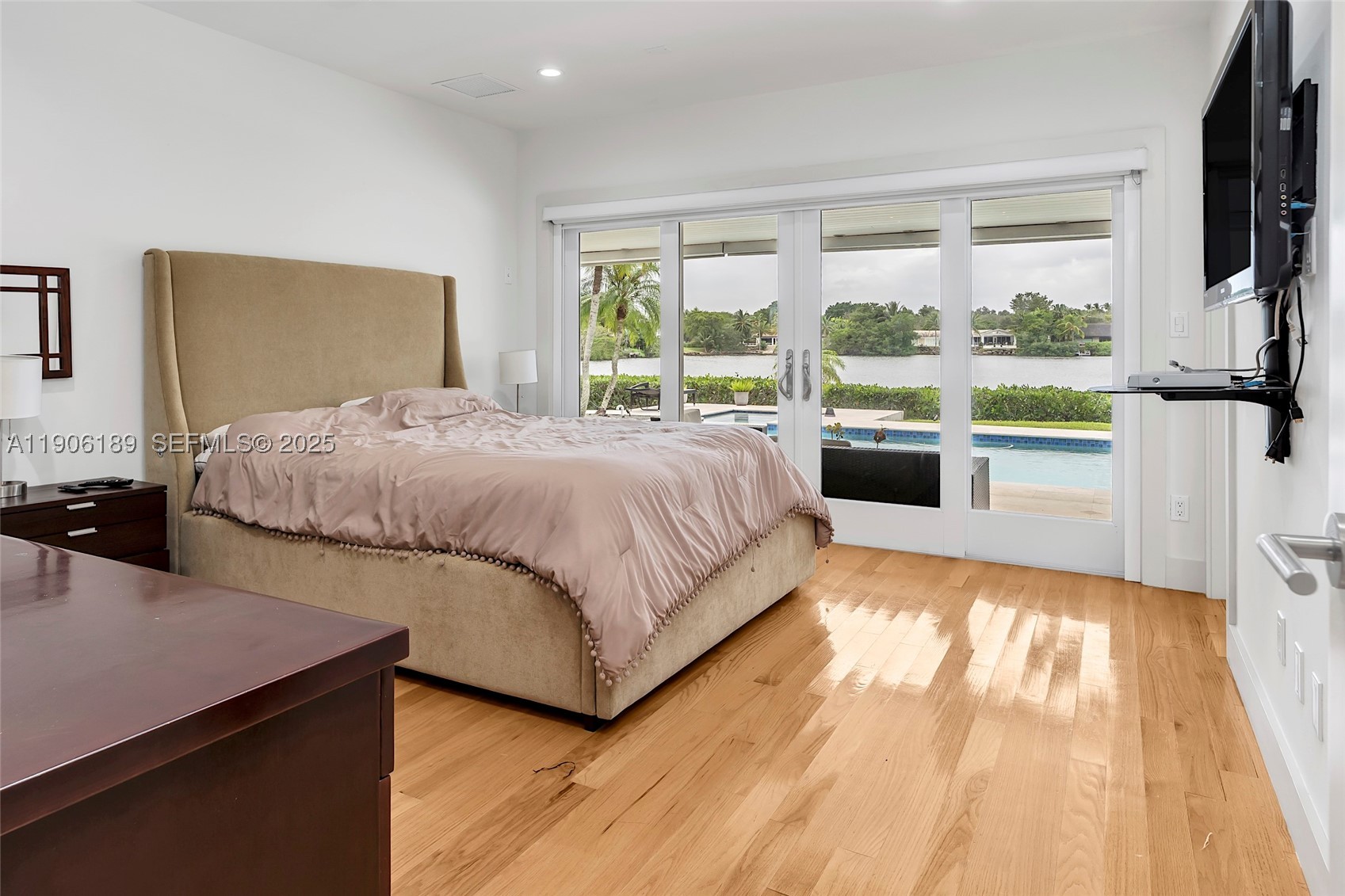415 Rovino Ave, Coral Gables FL 33156